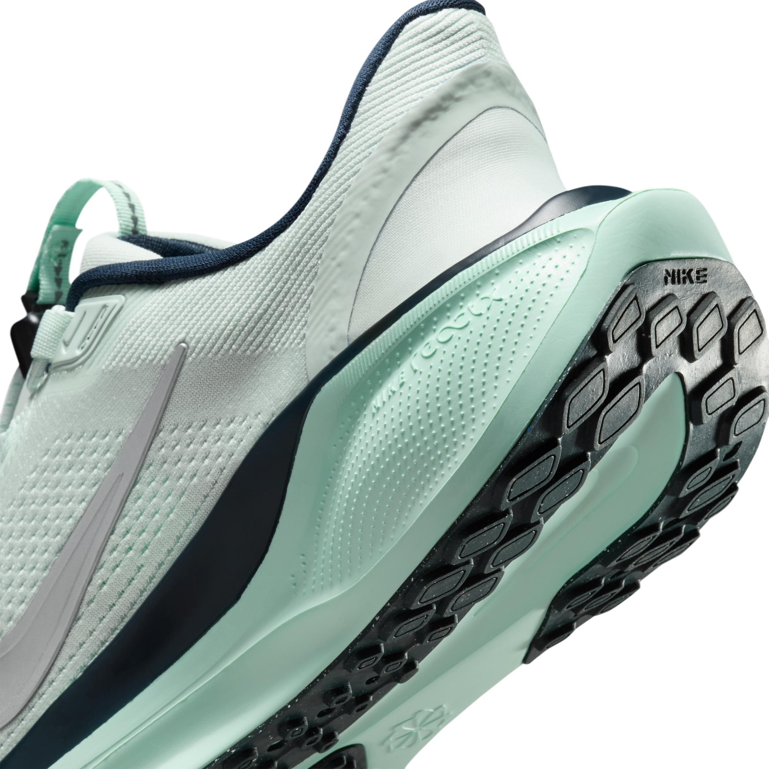 Nike Women's Pegasus EasyOn Road Running Shoes Product Image