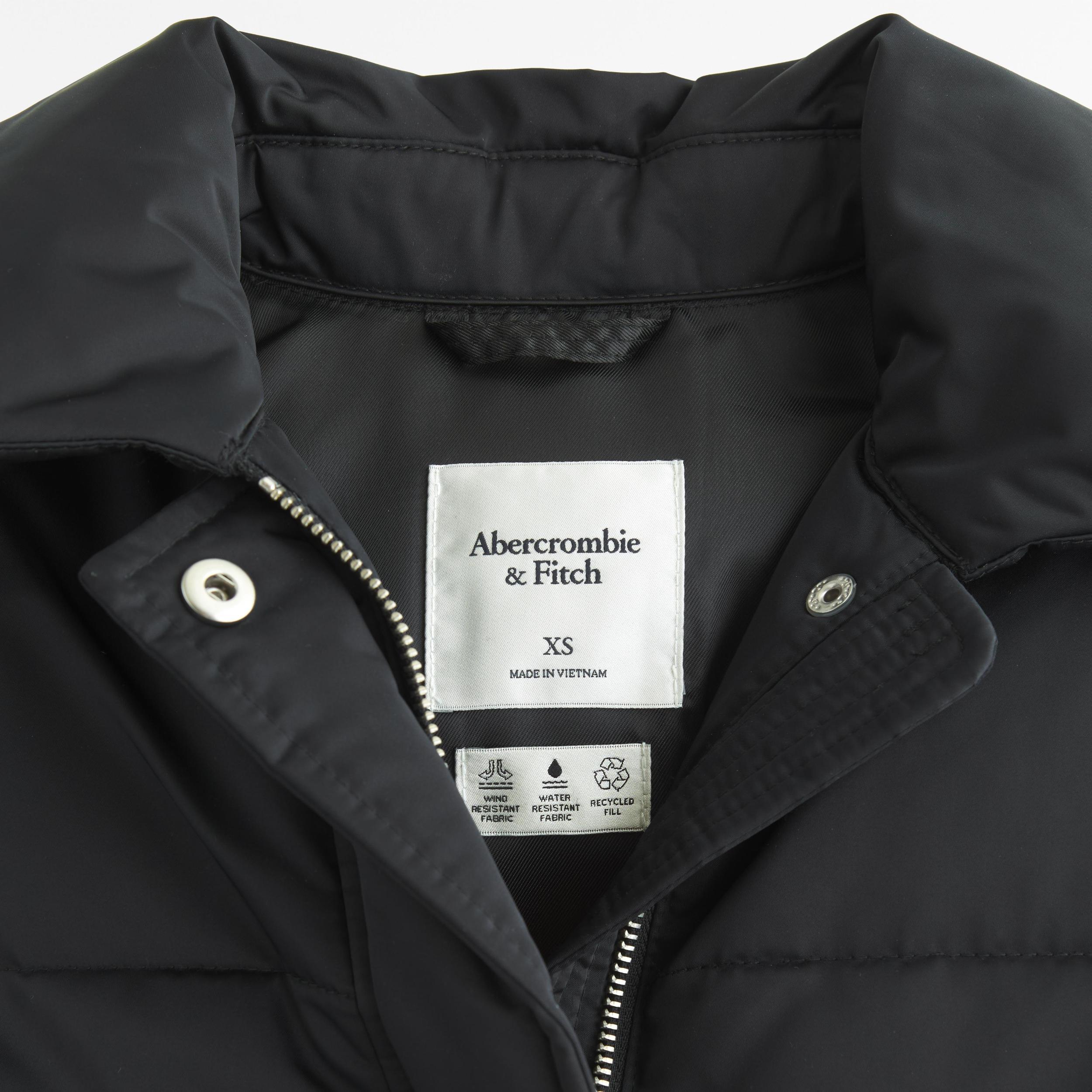 Cropped Velvet Puffer Coat Product Image