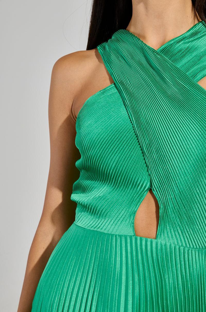 ALWAYS THE GUEST PLEATED MAXI DRESS IN KELLY GREEN Product Image