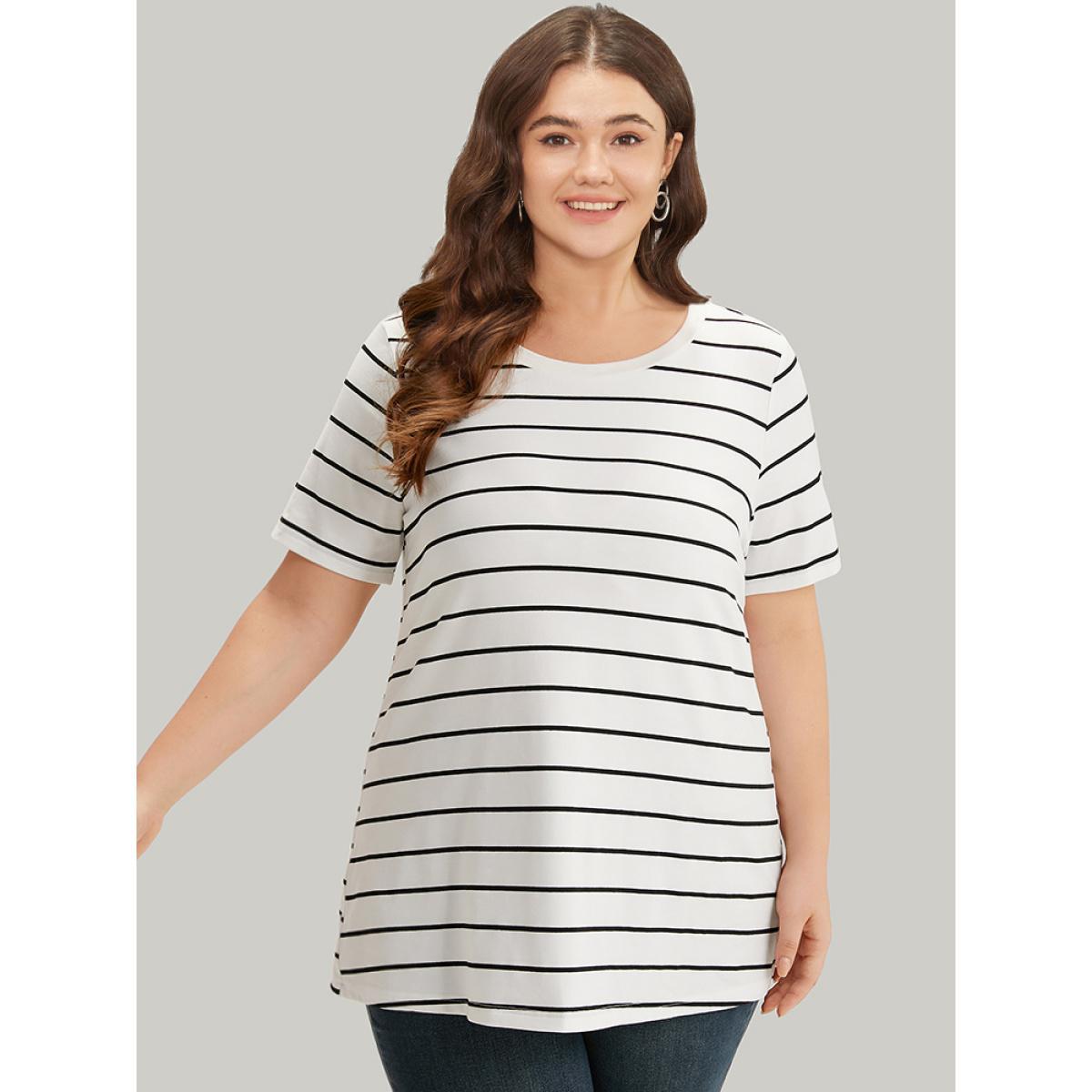 Plus Size Striped Print Round Neck T-shirt White Women Casual Contrast Striped Round Neck Dailywear T-shirts BloomChic 18-20/2X Product Image