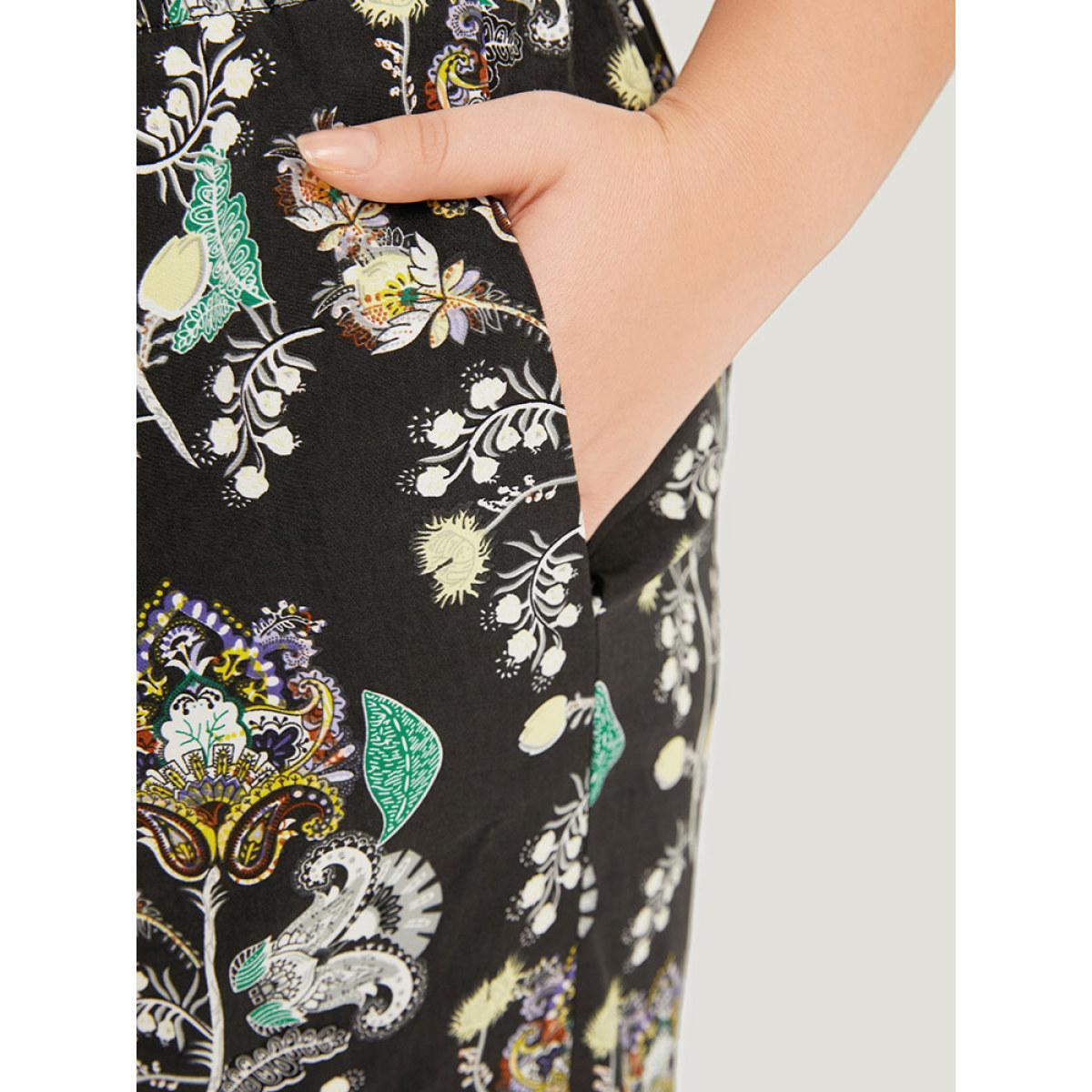 Plus Size Floral Print Shirred Bootcut Ties Pocket Pants Women BlackFlower Elegant Bootcut High Rise Dailywear Pants BloomChic 12/L Product Image