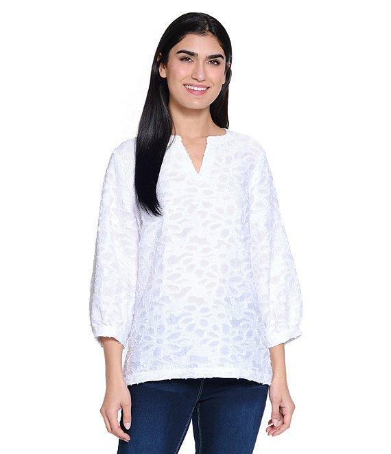 Ali Miles Petite Size Woven Clipped Jacquard Split V-Neck 3/4 Sleeve Tunic Product Image