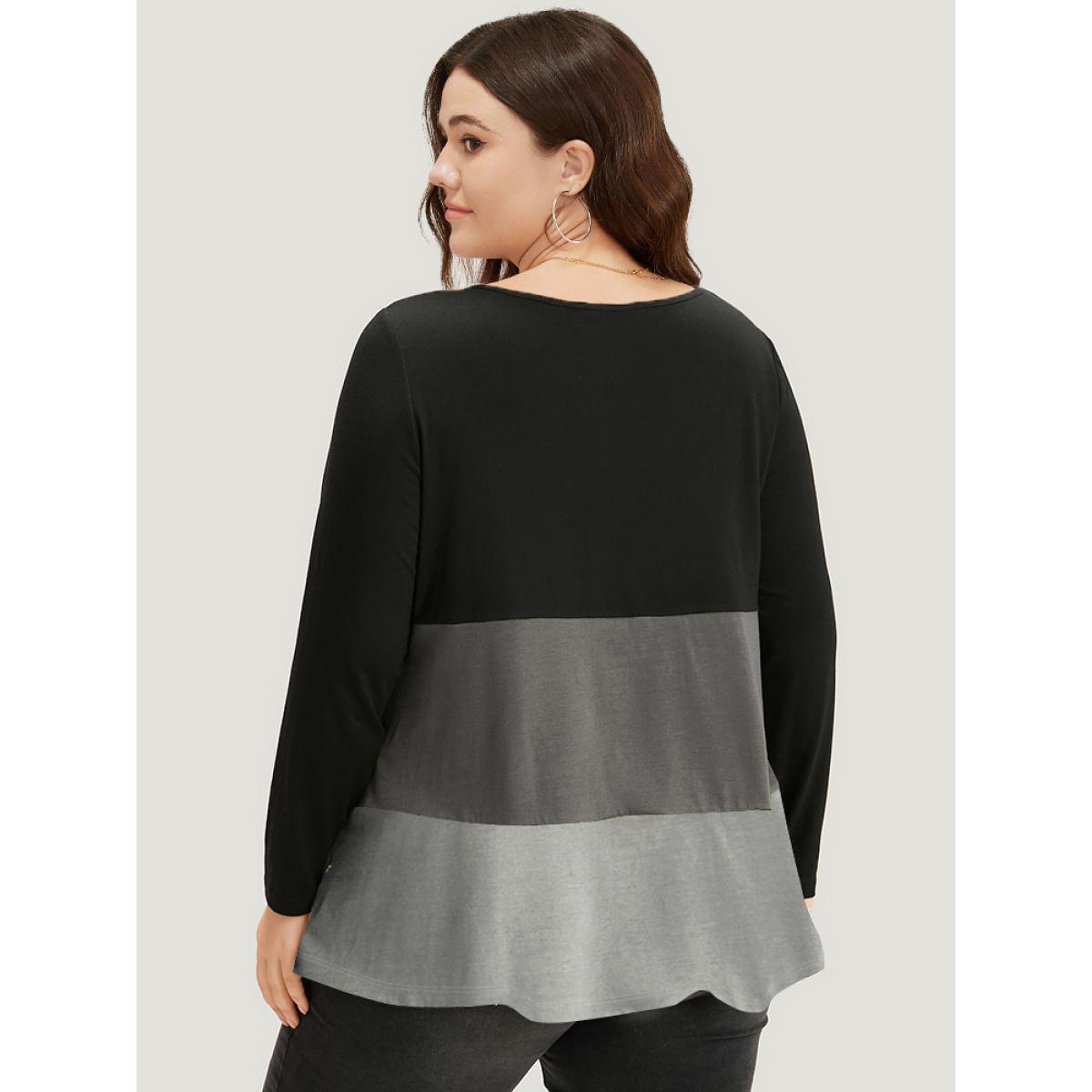 Plus Size Colorblock Leopard Contrast Round Neck T-shirt DarkGray Women Casual Contrast Leopard Round Neck Everyday T-shirts BloomChic 12/L Product Image