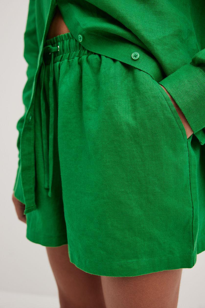 Elastic Linen Shorts Product Image