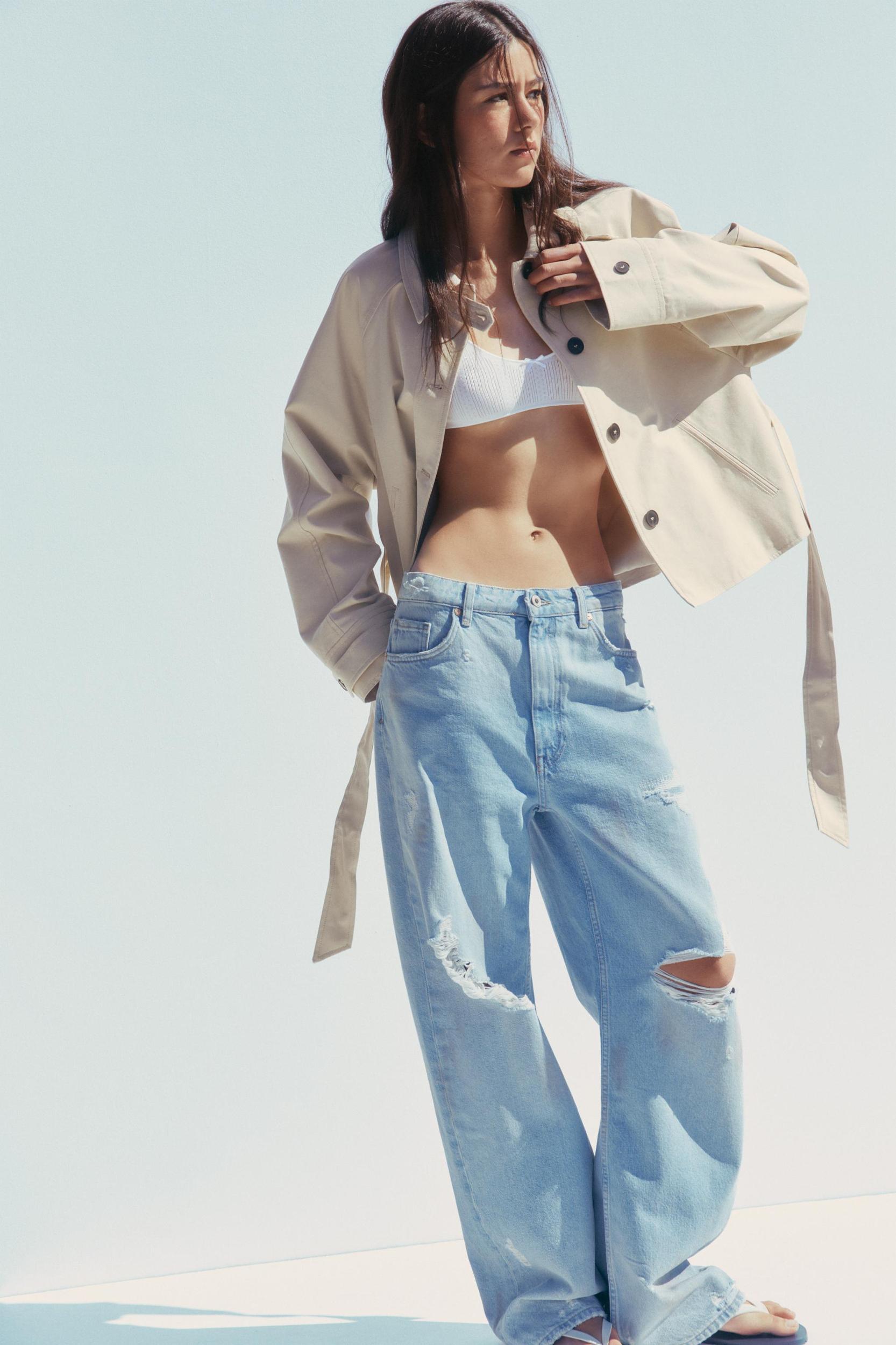 BELTED SHORT TRENCH COAT Product Image