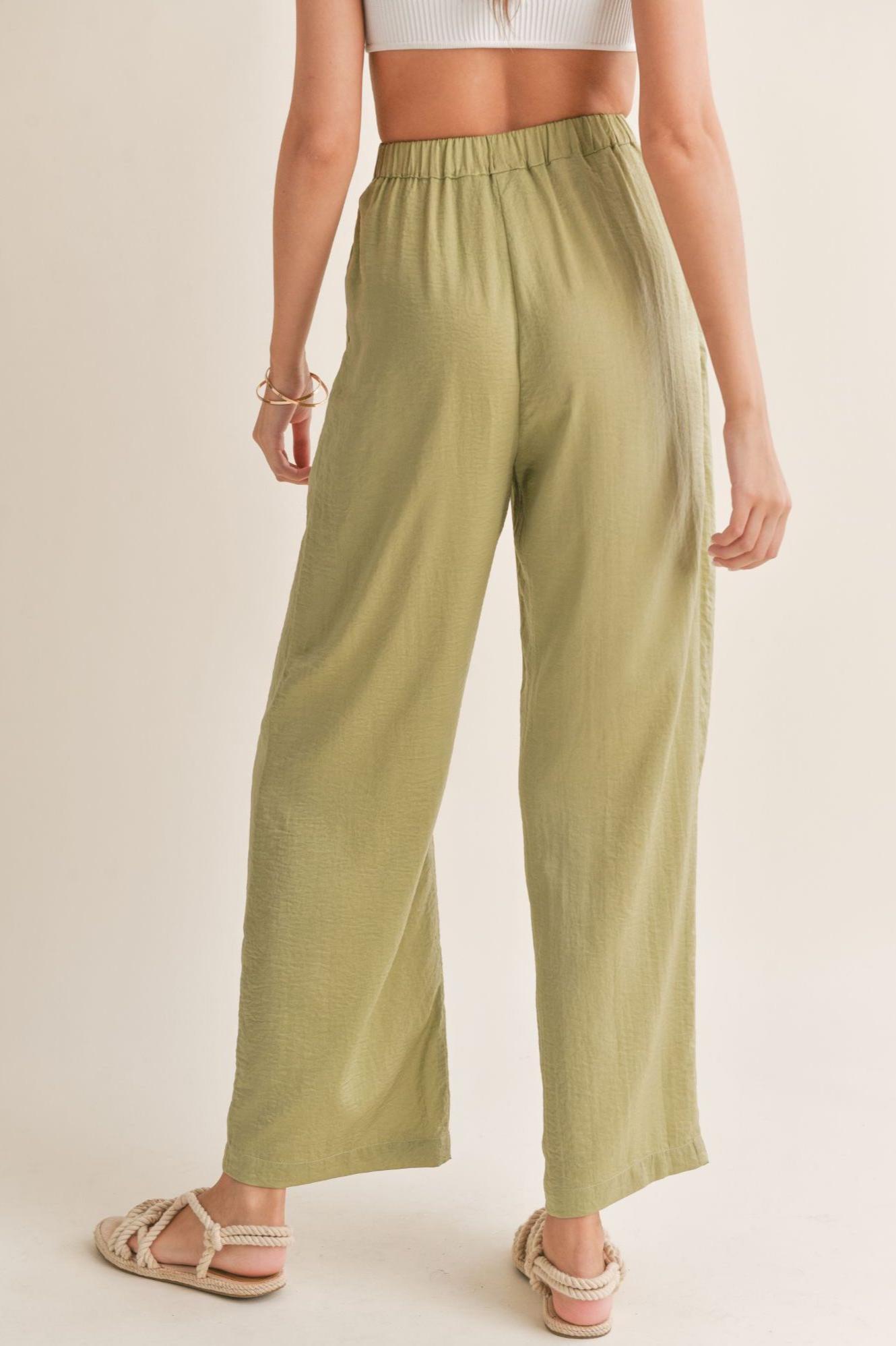 Juicy Pleated Pants Product Image