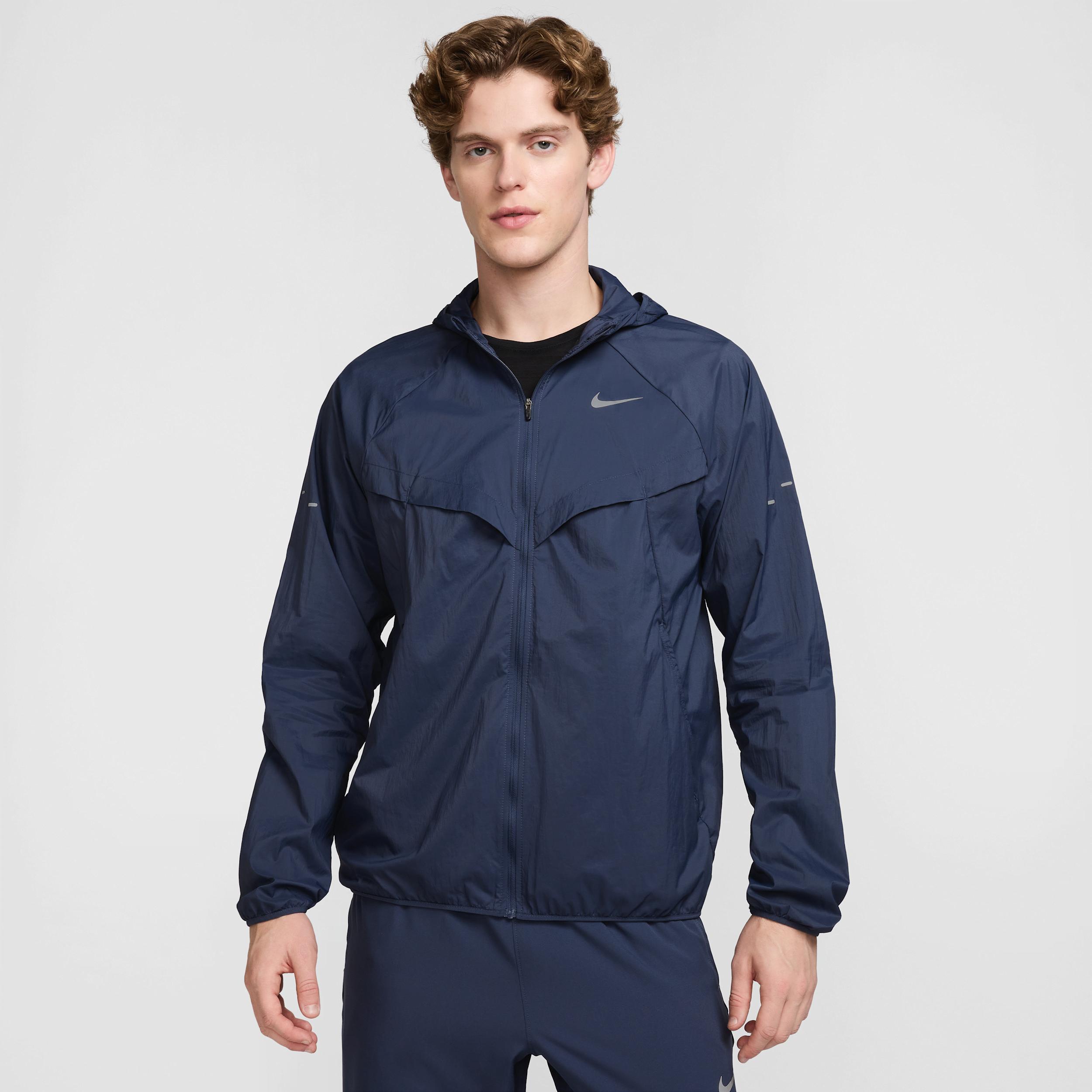 Nike Men's Stride Repel UV Running Jacket Product Image