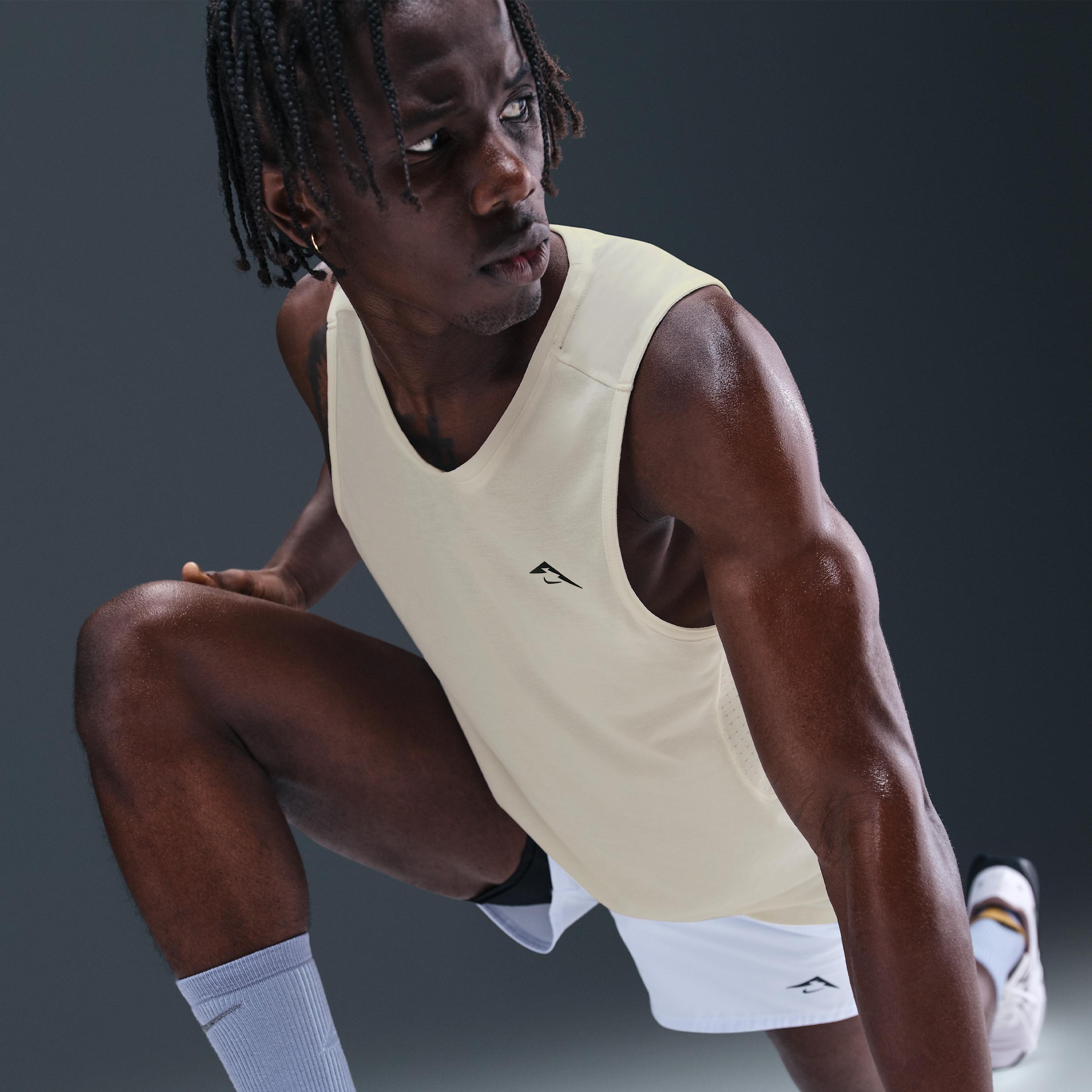 Nike Men's Solar Chase Dri-FIT ADV Running Tank Top Product Image
