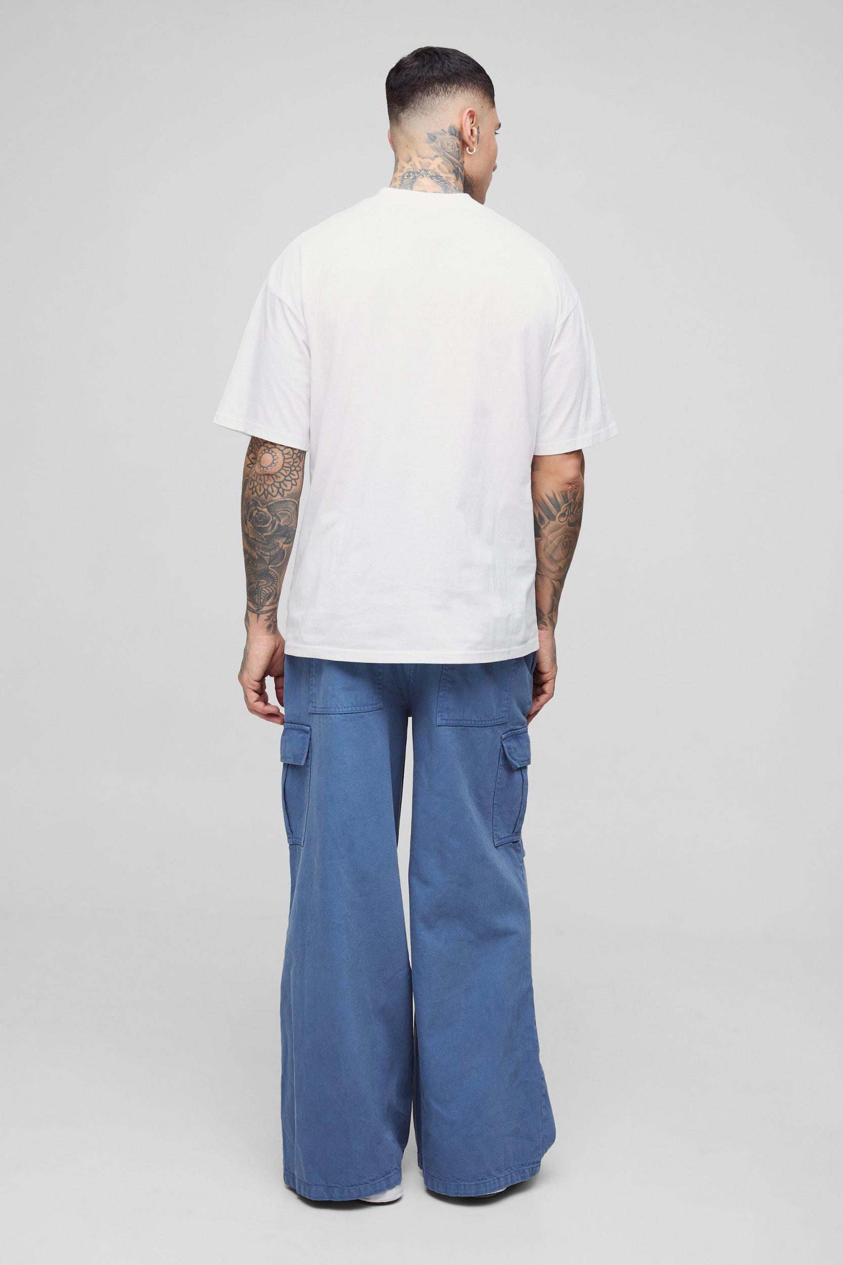 Tall Extreme Baggy Fit Cargo Pants | boohooMAN USA Product Image