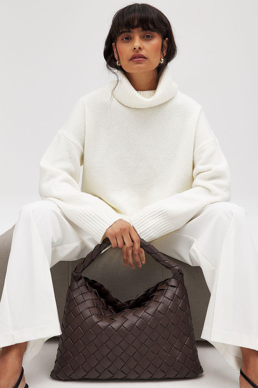 Triangular Woven Tote Bag Product Image