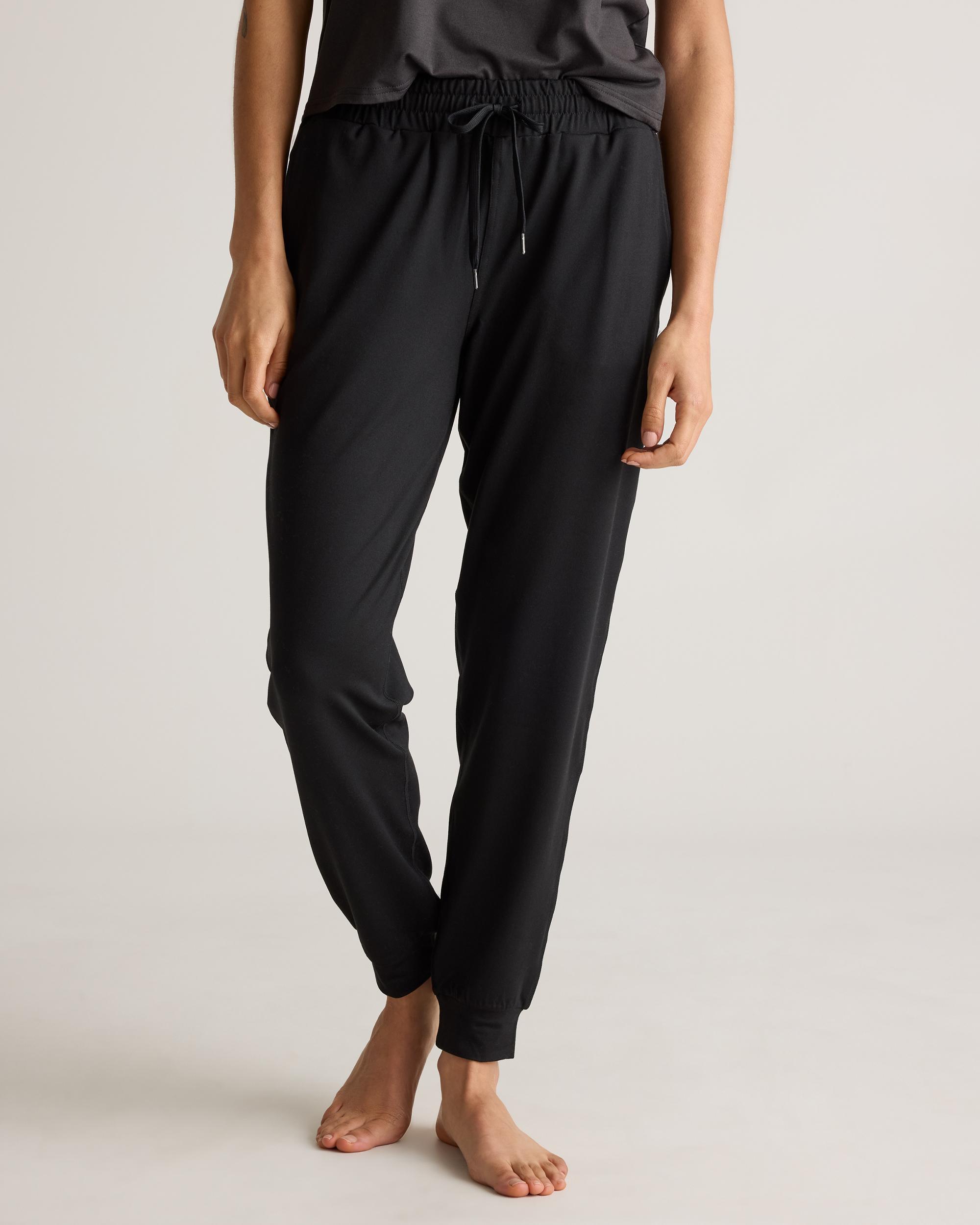 Quince | Women's Flowknit Mid-Rise Jogger Recycled Polyester Product Image