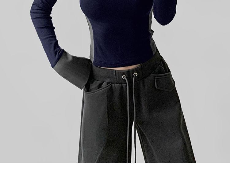 Long-Sleeve Crew Neck Striped Tee Product Image