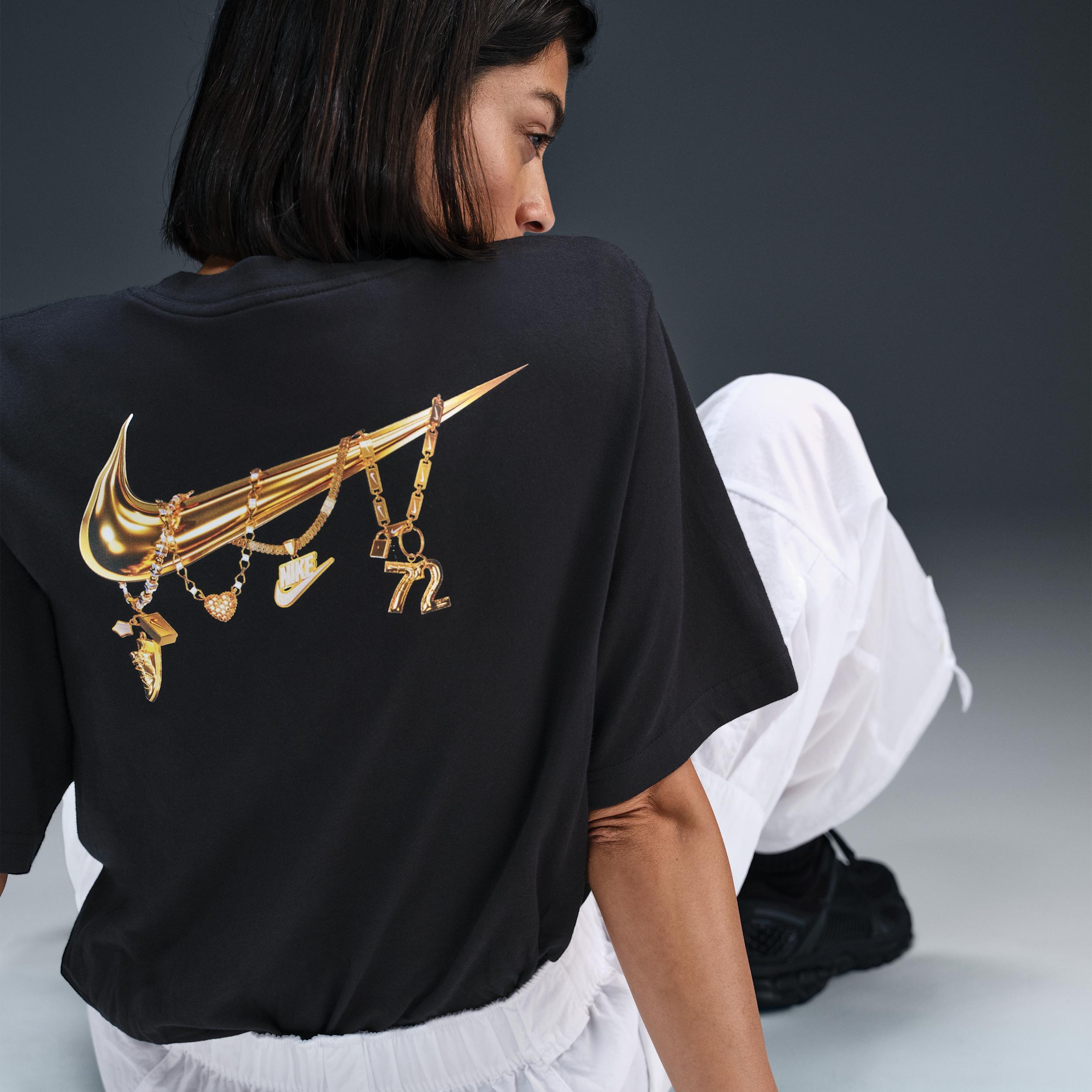 Women's Nike Sportswear Loose Short-Sleeve Graphic T-Shirt Product Image