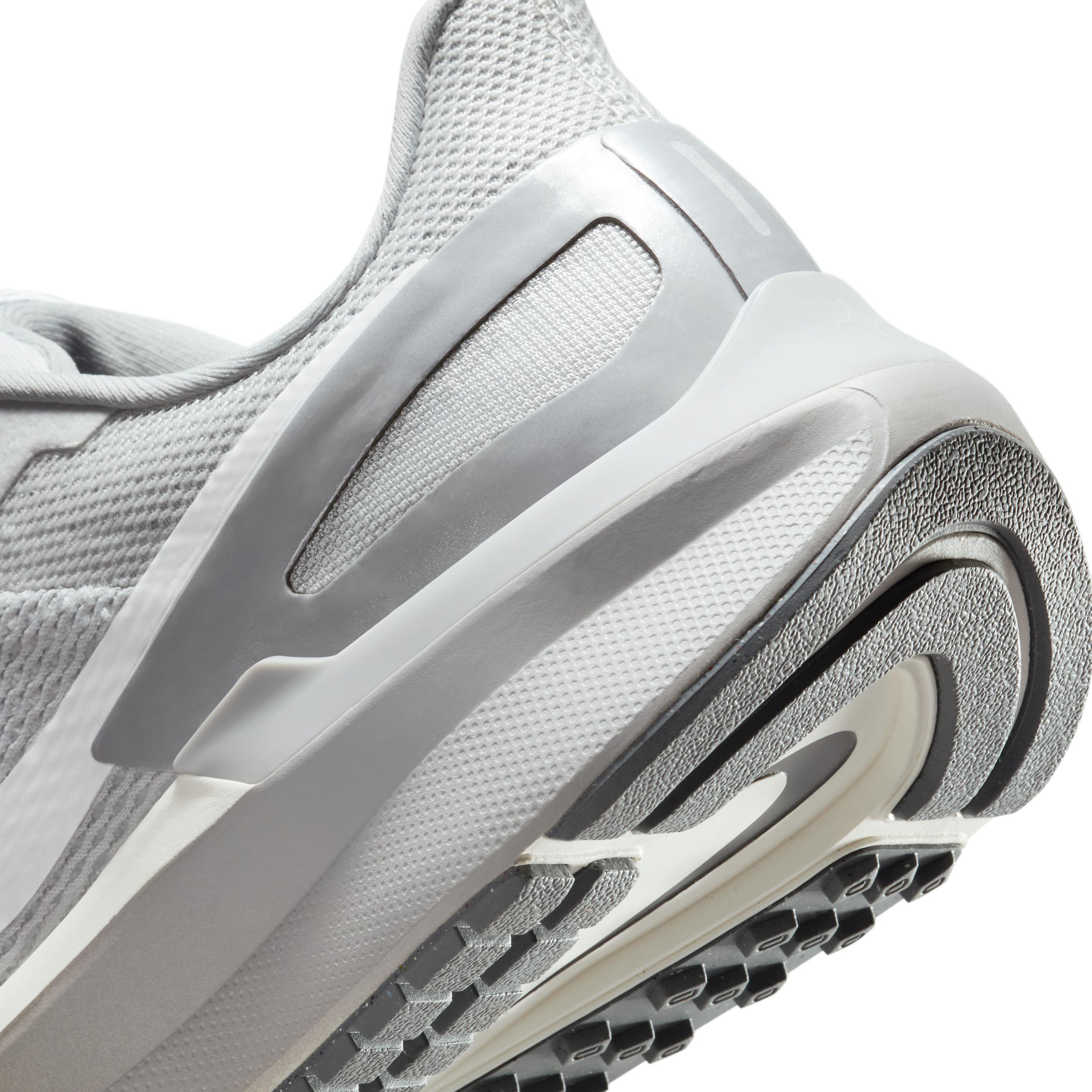 Nike Women's Structure 25 Road Running Shoes Product Image