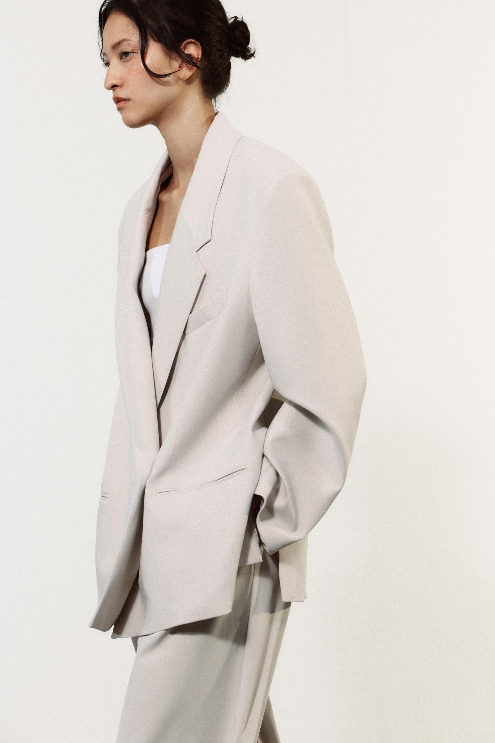 OVERSIZED BLAZER Product Image