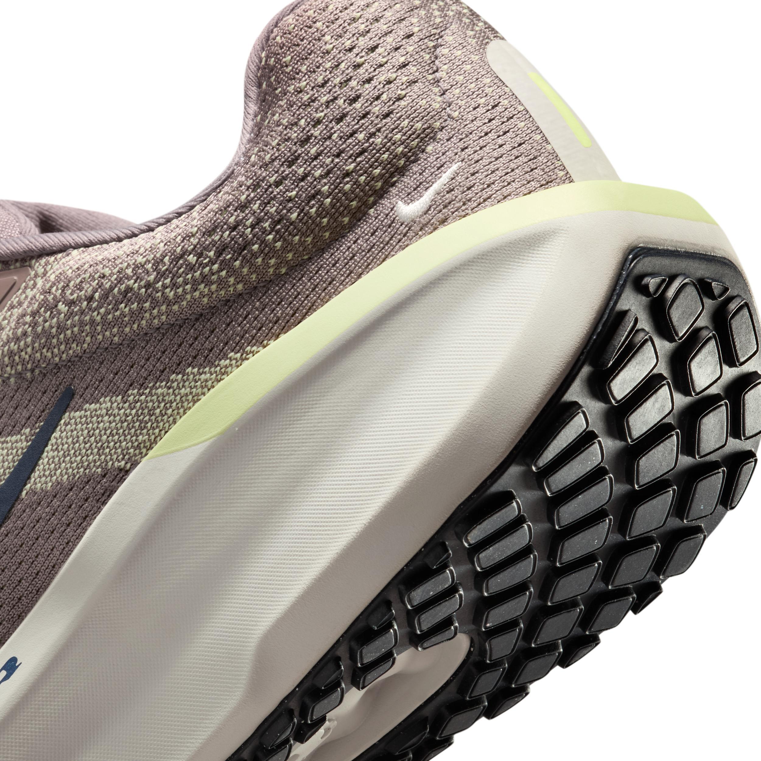 Nike Men's Winflo 11 Road Running Shoes Product Image