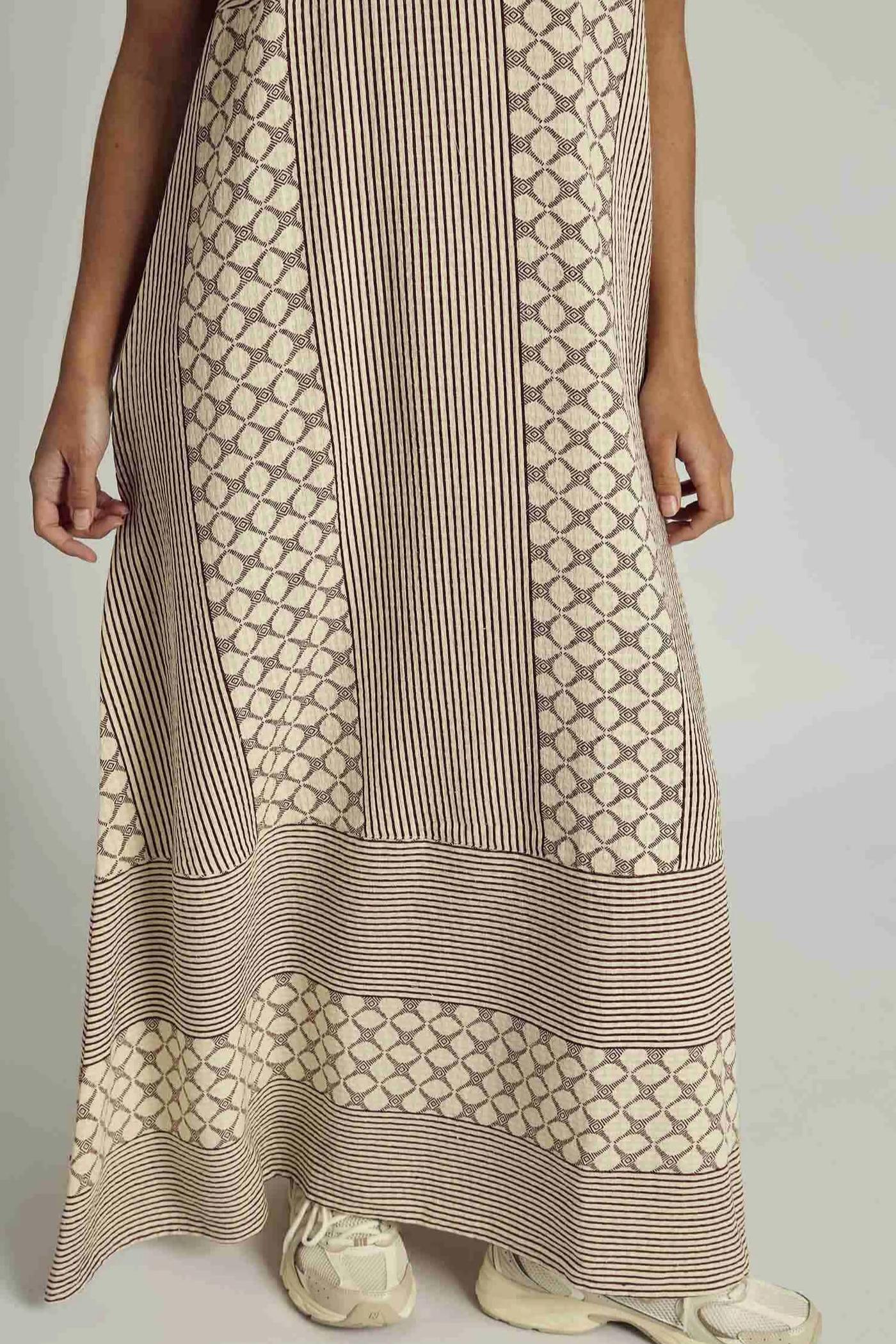 Kinsley Contrast Maxi Dress Product Image