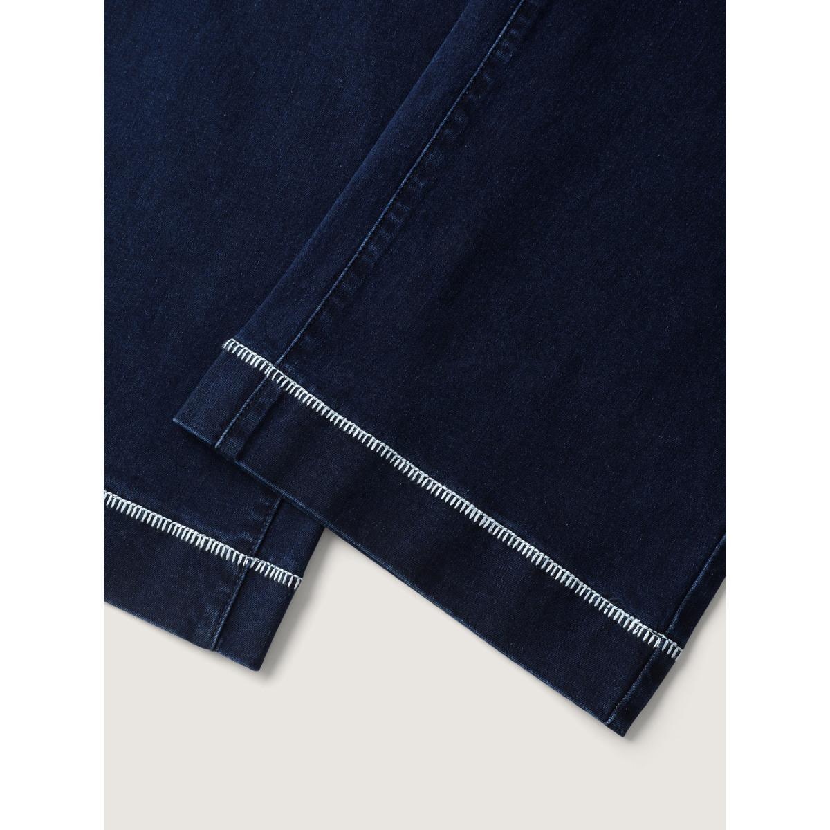 Plus Size Embroidered Front Pockets Straight-Leg Jeans Women Midblue High stretch Slanted pocket Jeans BloomChic 22/3X Product Image