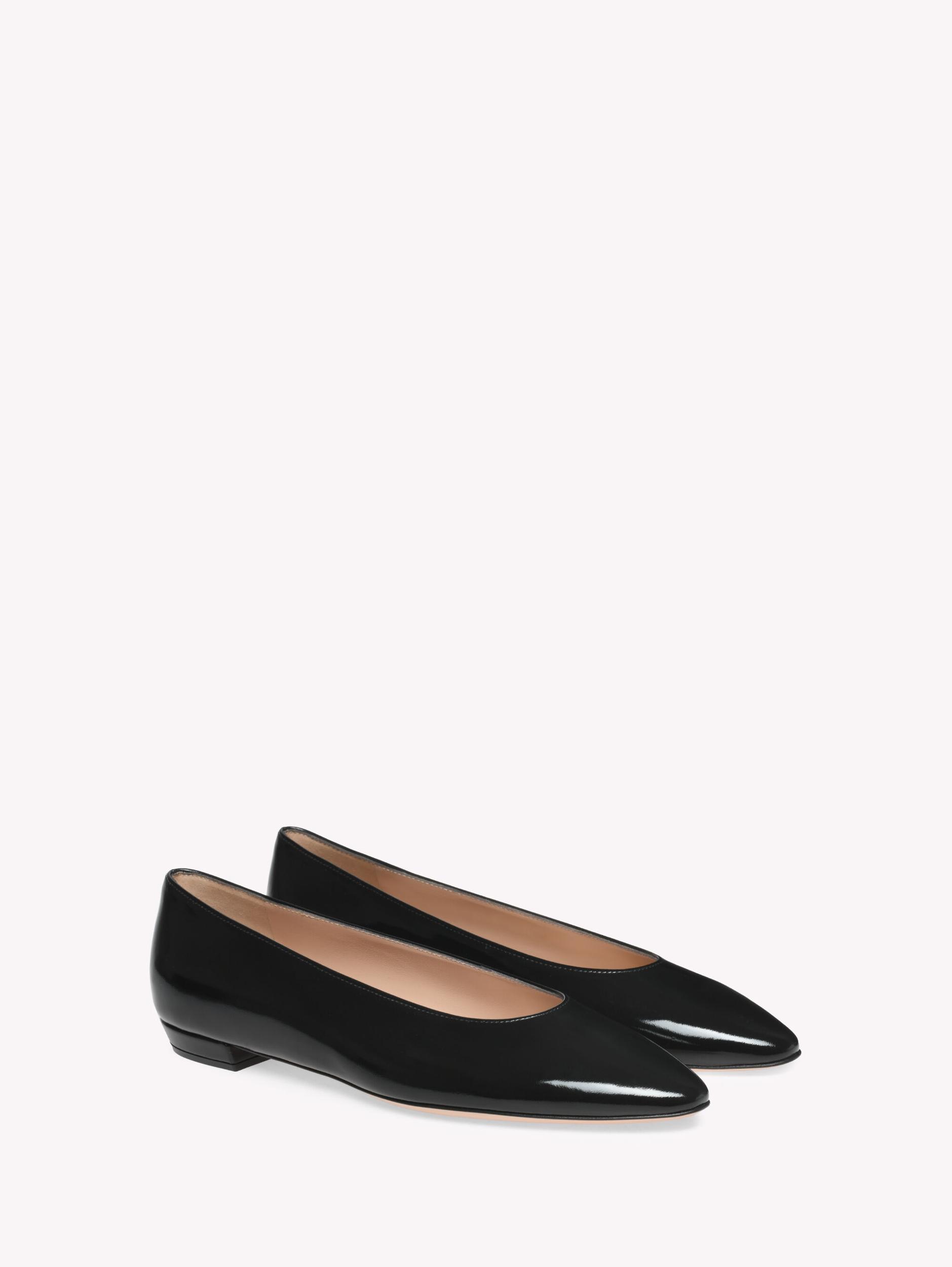 AMELIA FLAT Product Image