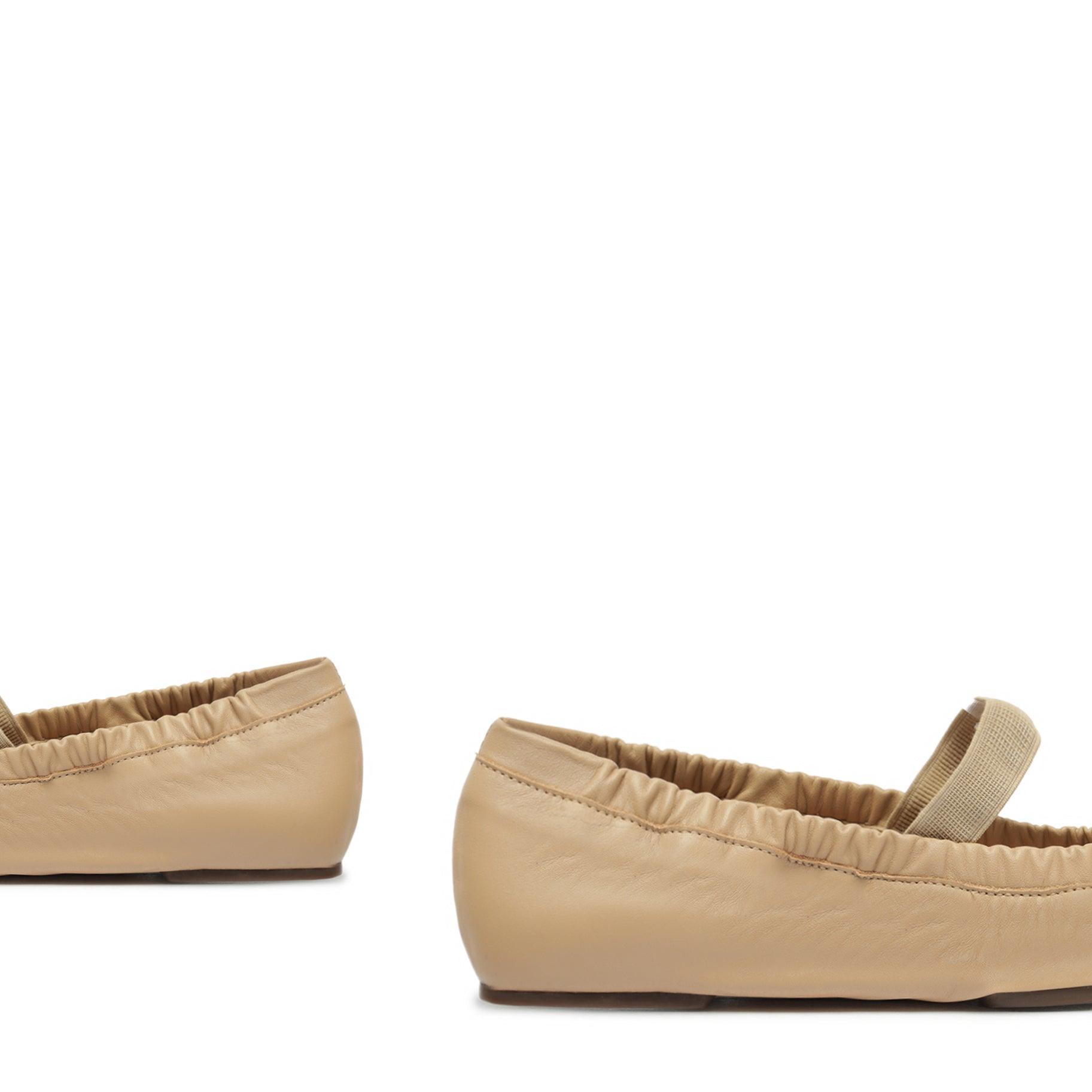 Fanny Leather Flat Product Image
