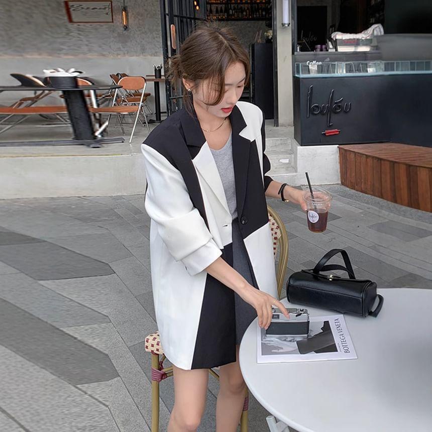 Two Tone One Buttoned Blazer Product Image