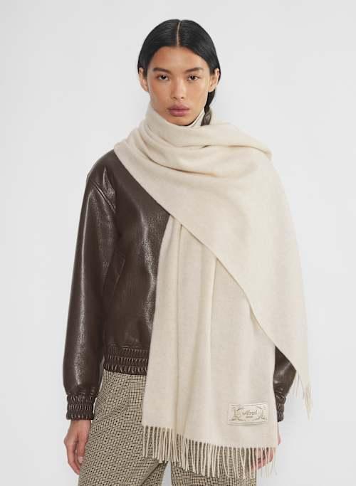 wool scarf Product Image