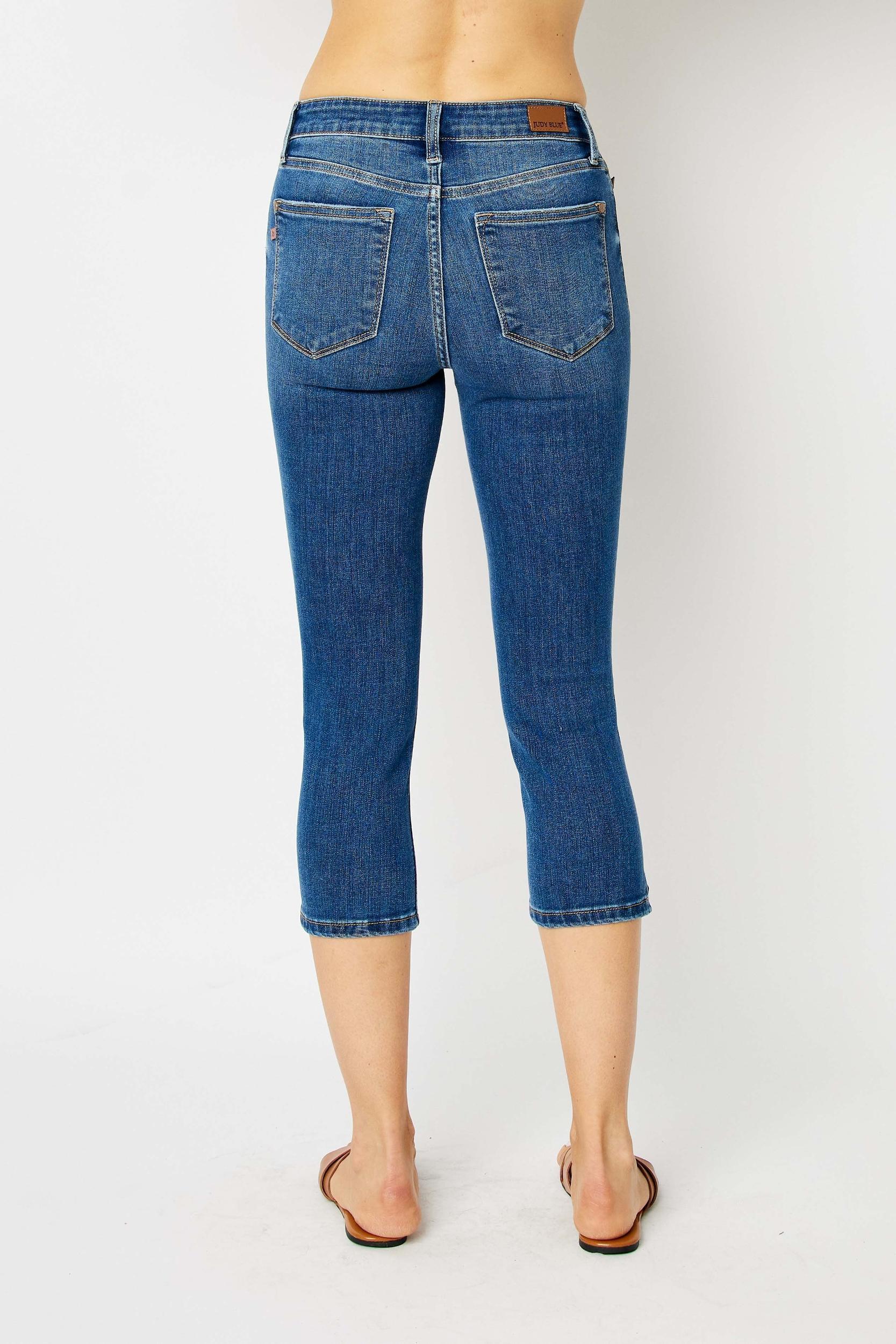 Judy Blue MR Capri with side Slit Product Image