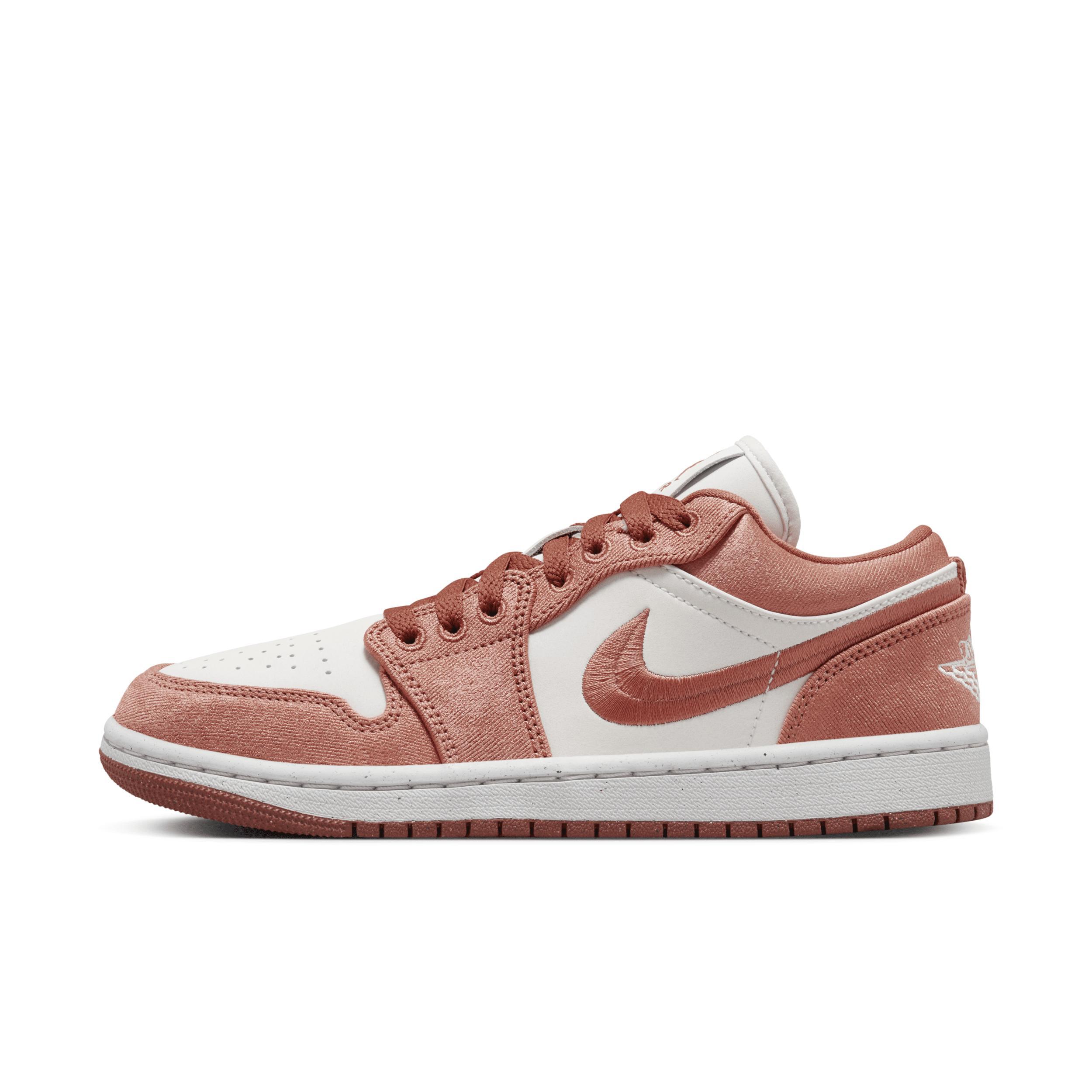 Nike Air Jordan 1 Low SE sneakers Product Image