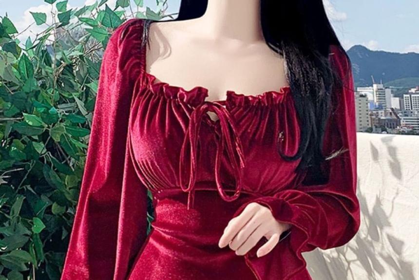 Two-Way Long-Sleeve Velvet Slim-Fit Halter Mini Dress Product Image