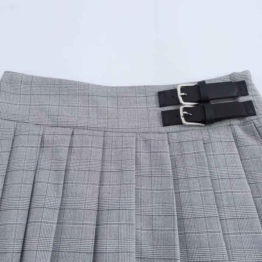 Plaid Buckled Pleated Skort Product Image