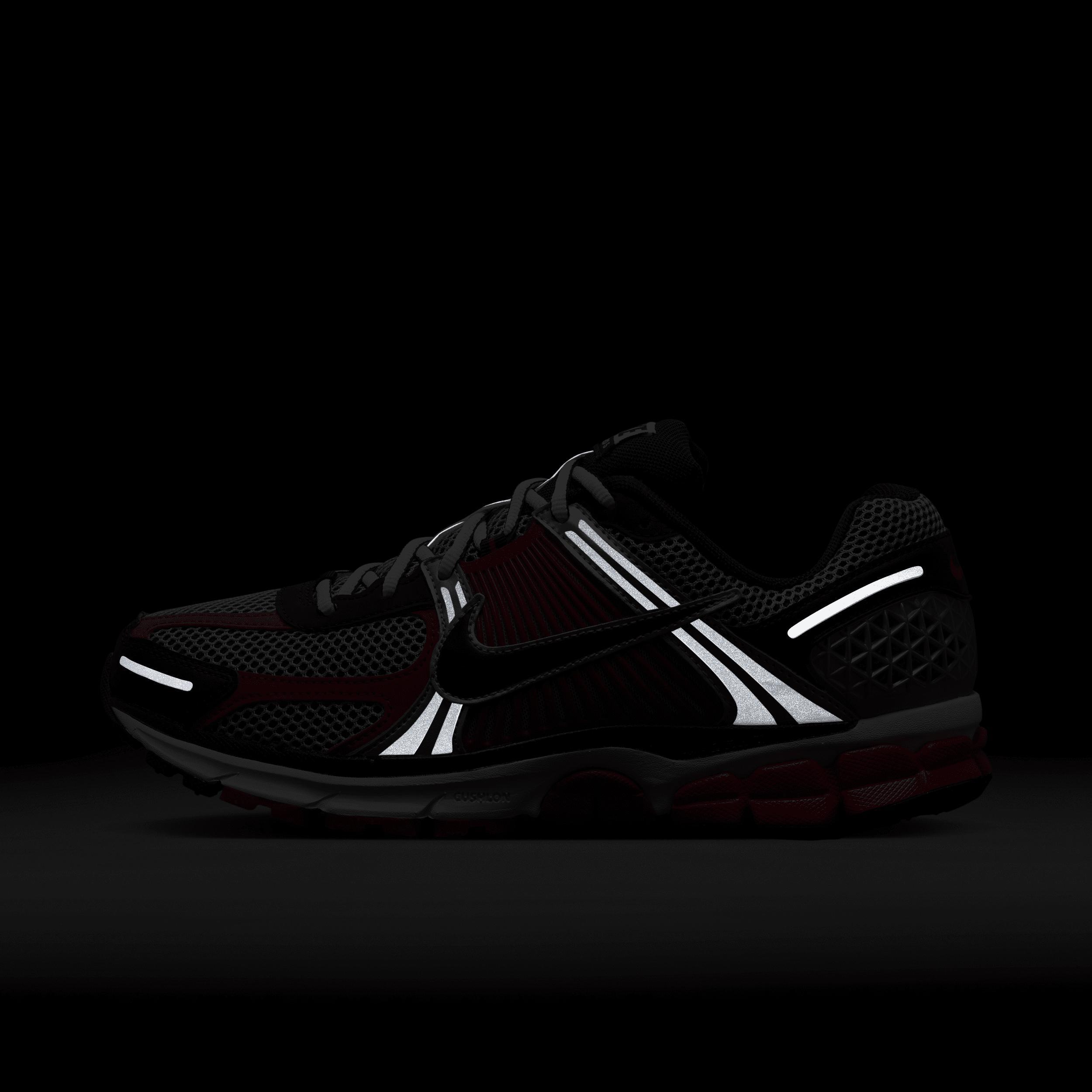 Mens Nike Zoom Vomero 5 Casual Shoes Product Image