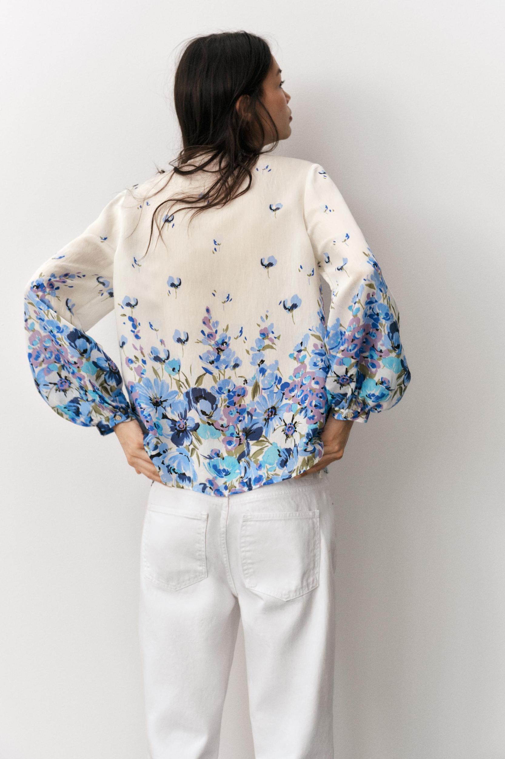 TIED PRINT BLOUSE Product Image