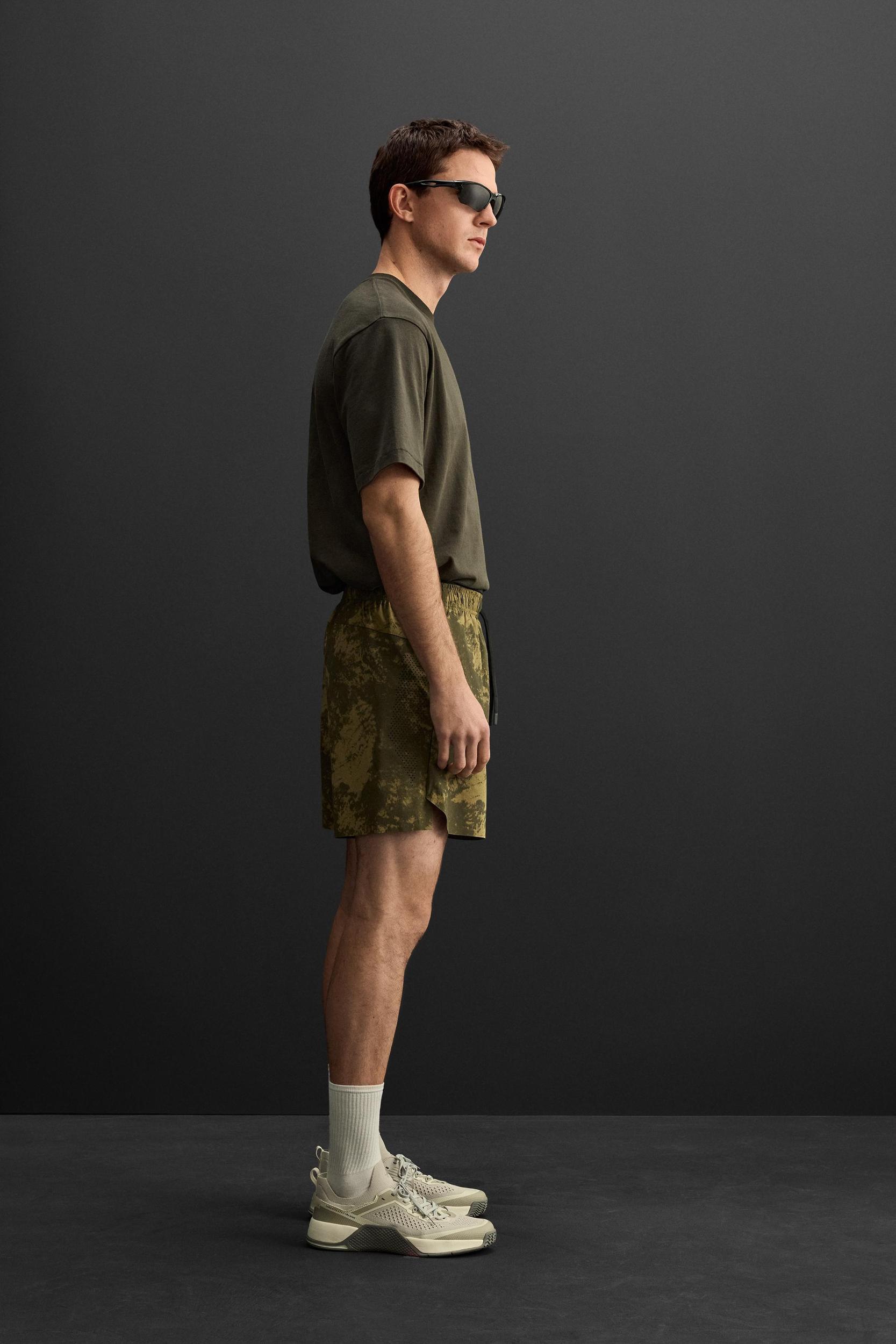 COTTON BLEND T-SHIRT Product Image
