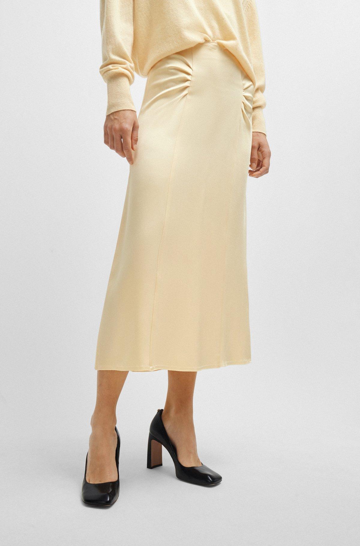 High-waisted A-line skirt with gathered details Product Image