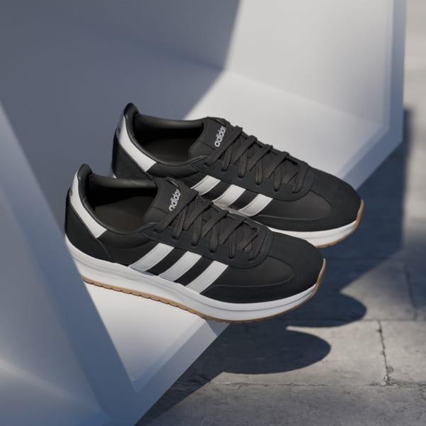 RUN 70s 2.0 Shoes Product Image