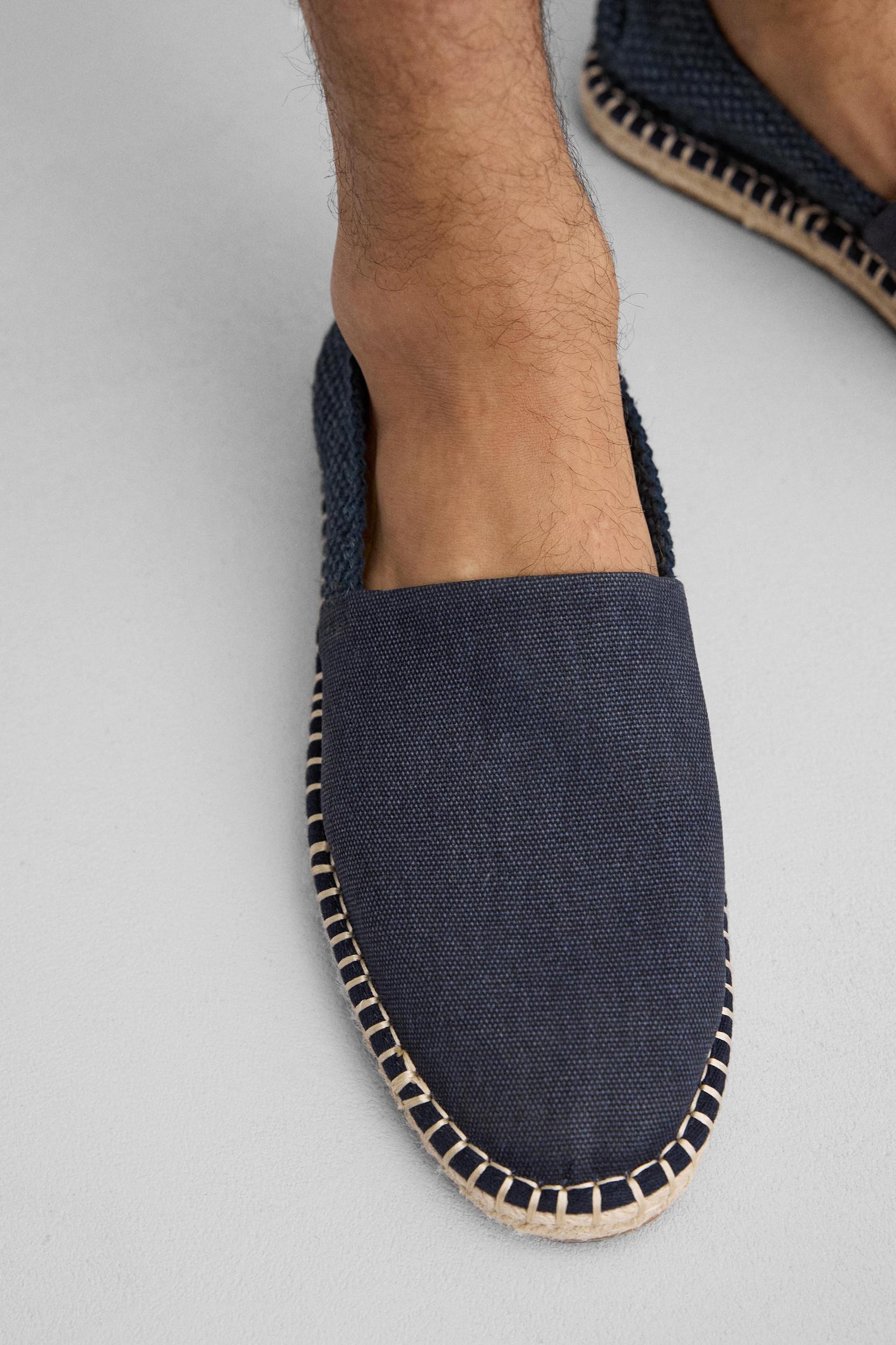FABRIC ESPADRILLE Product Image