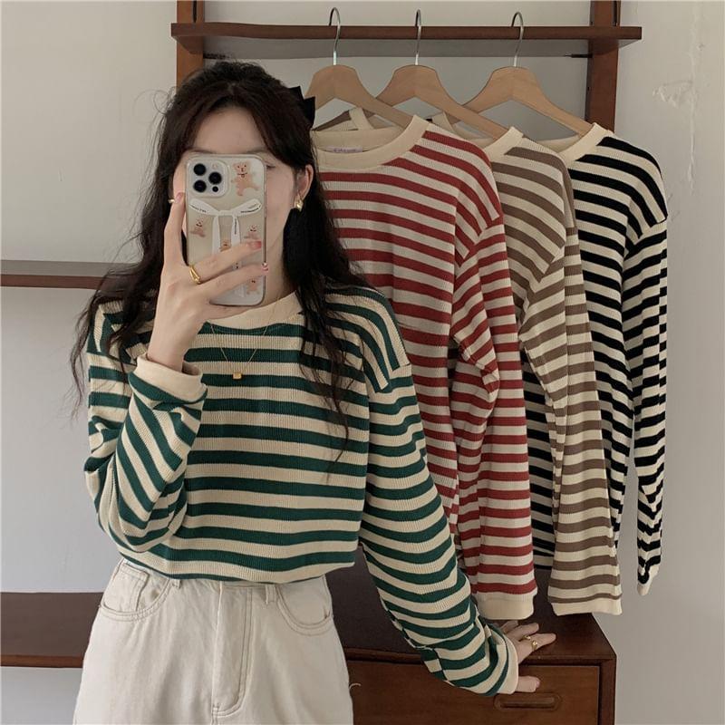 Long-Sleeve Crew Neck Striped T-Shirt Product Image
