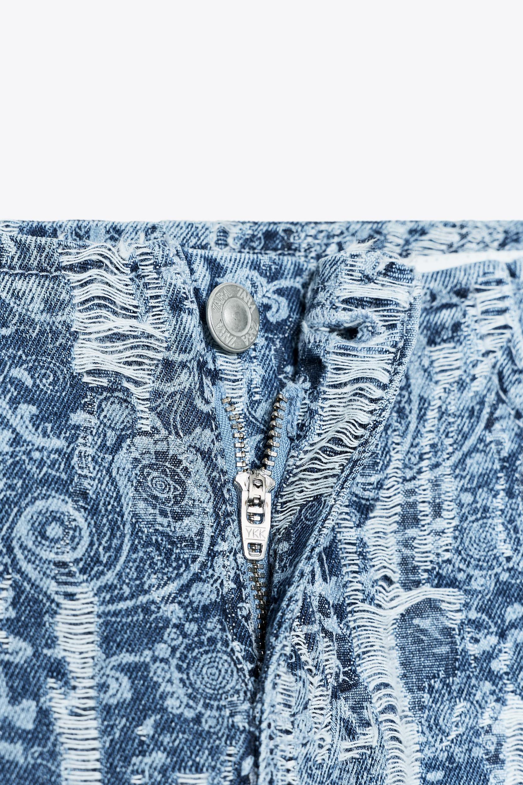 Z1975 STRAIGHT MID-RISE WORN EFFECT JEANS Product Image