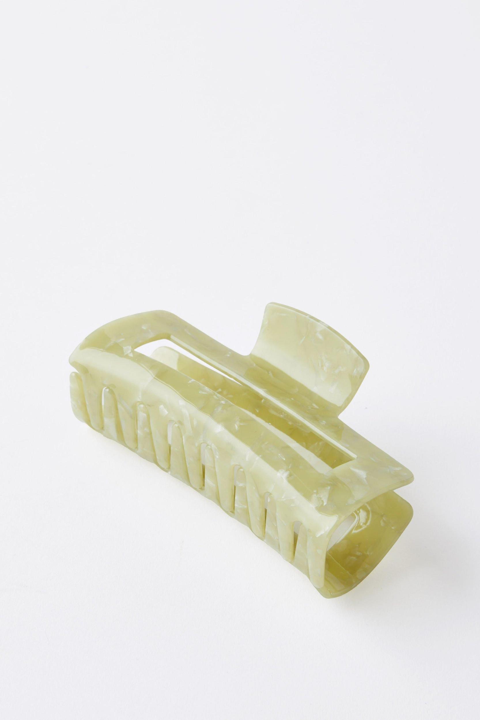 Extra Large Amber Hair Claw Product Image