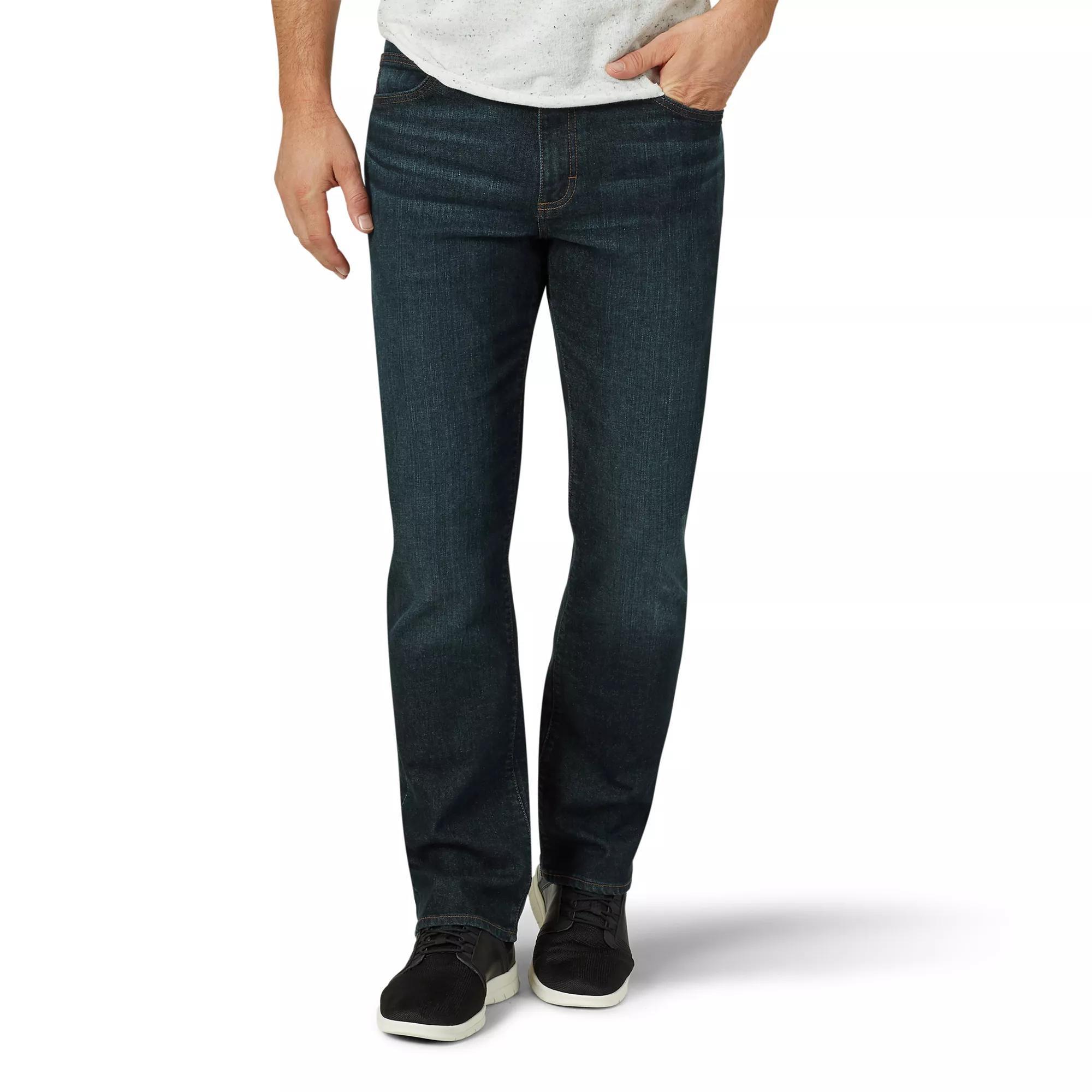 Men's Lee® Extreme Motion Regular-Fit Jeans, Size: 42 X 32, Black Product Image