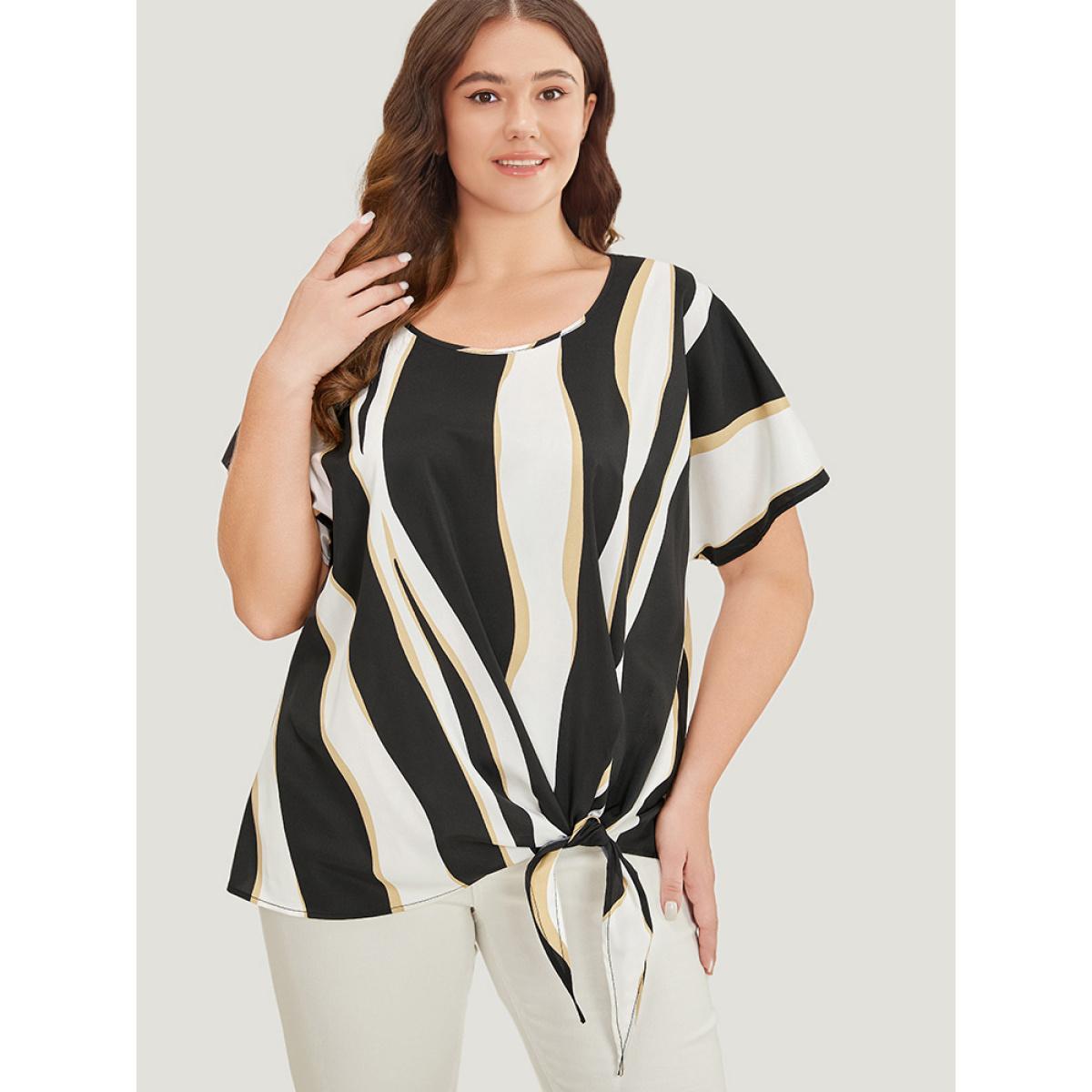 Plus Size Multicolor Geometric Contrast Batwing Sleeve Knot Hem Blouse Women Office Short sleeve Round Neck Dailywear Blouses BloomChic 18-20/2X Product Image