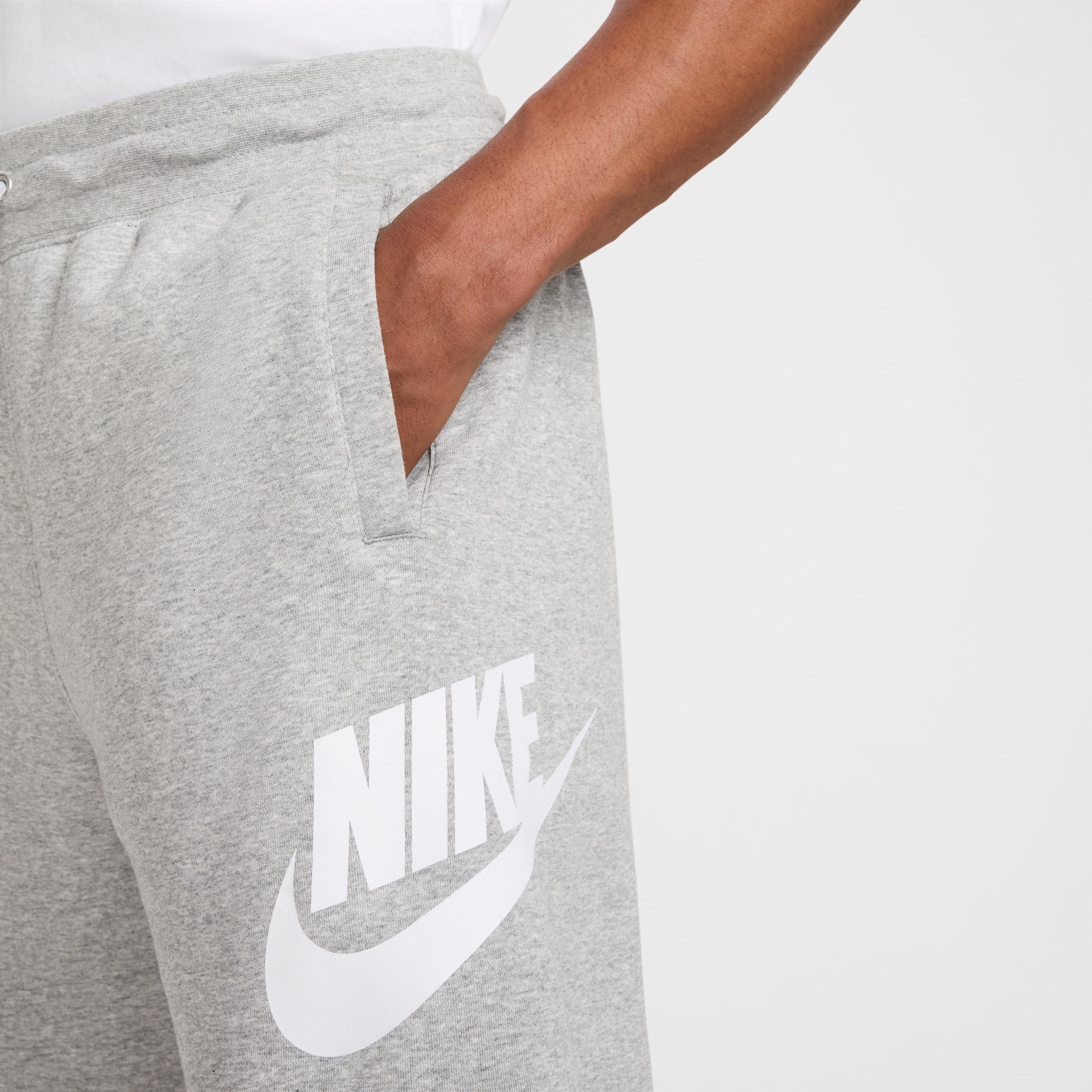 Nike Club Men's French Terry Alumni Shorts Product Image