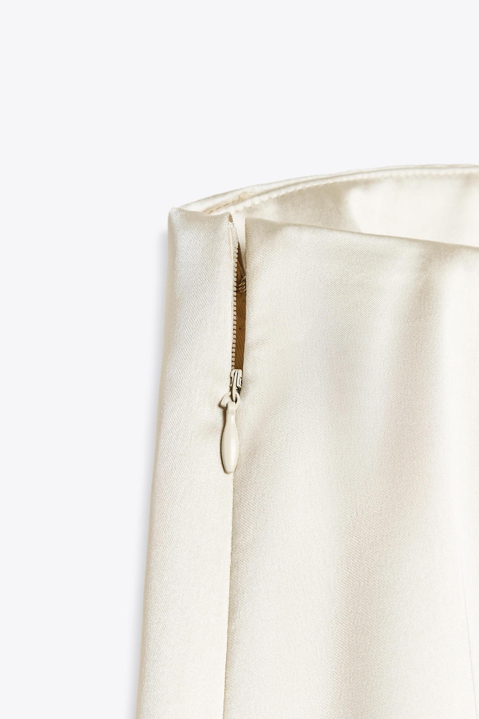 STRAPLESS SATIN EFFECT TOP Product Image