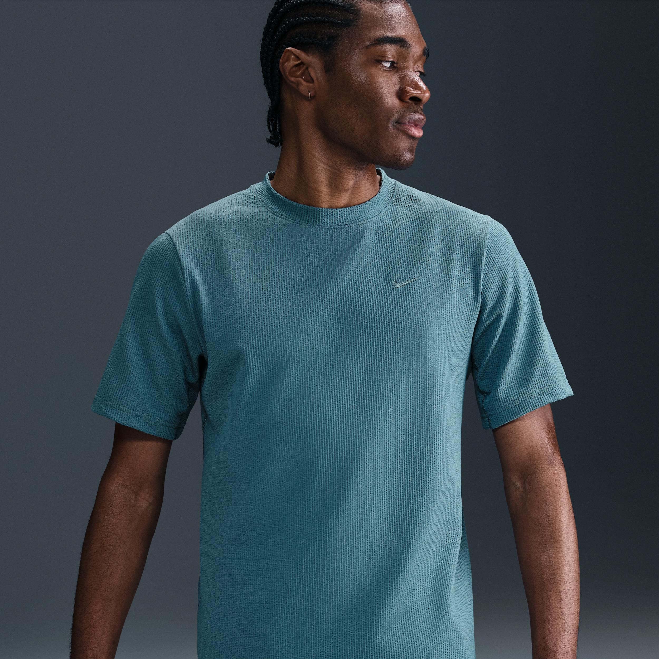 Nike Primary Men's Dri-FIT Short-Sleeve Versatile Top Product Image
