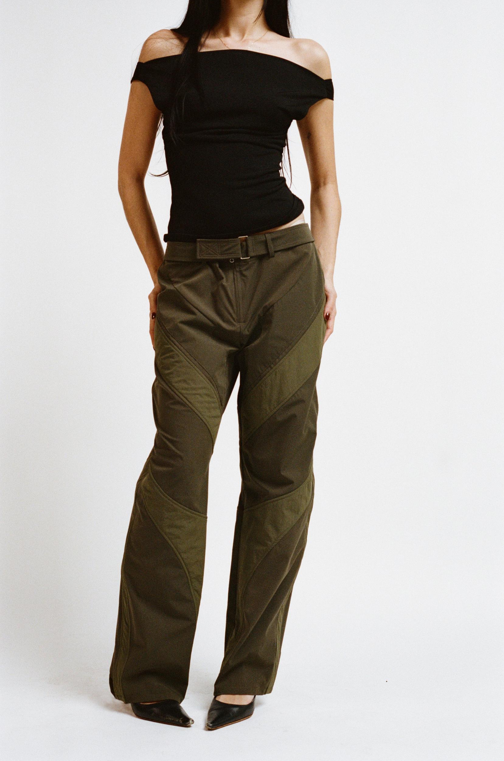 LANI TOP - BLACK Product Image
