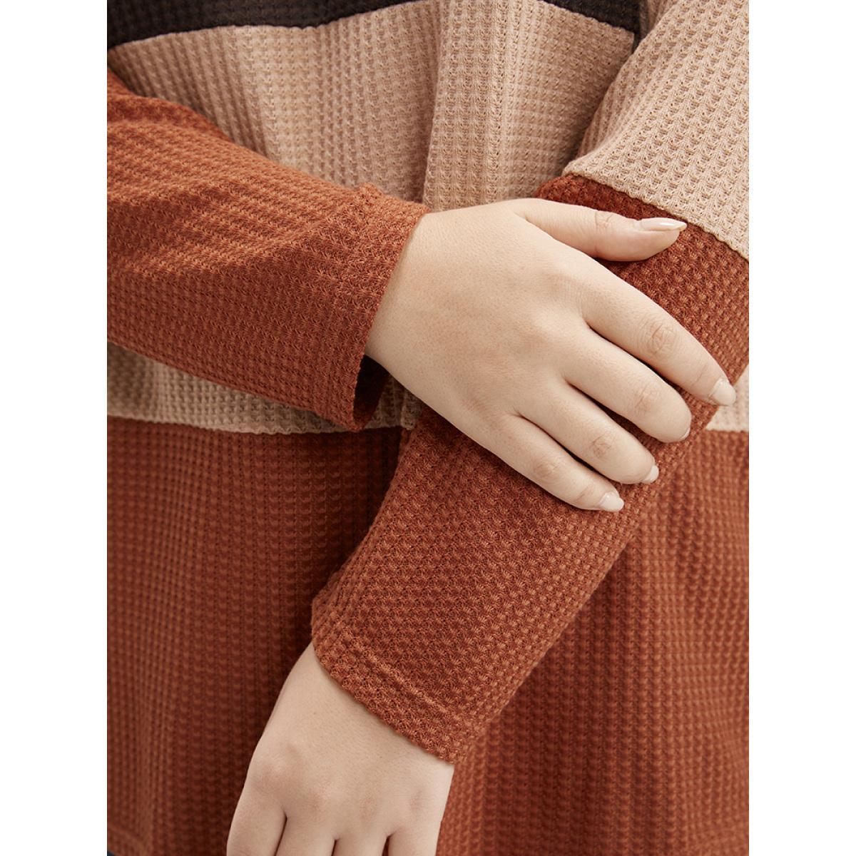 Plus Size Colorblock Contrast V Neck Waffle Knit Long Tee Bronze Women Casual Contrast Plain V-neck Dailywear T-shirts BloomChic 26/4X Product Image