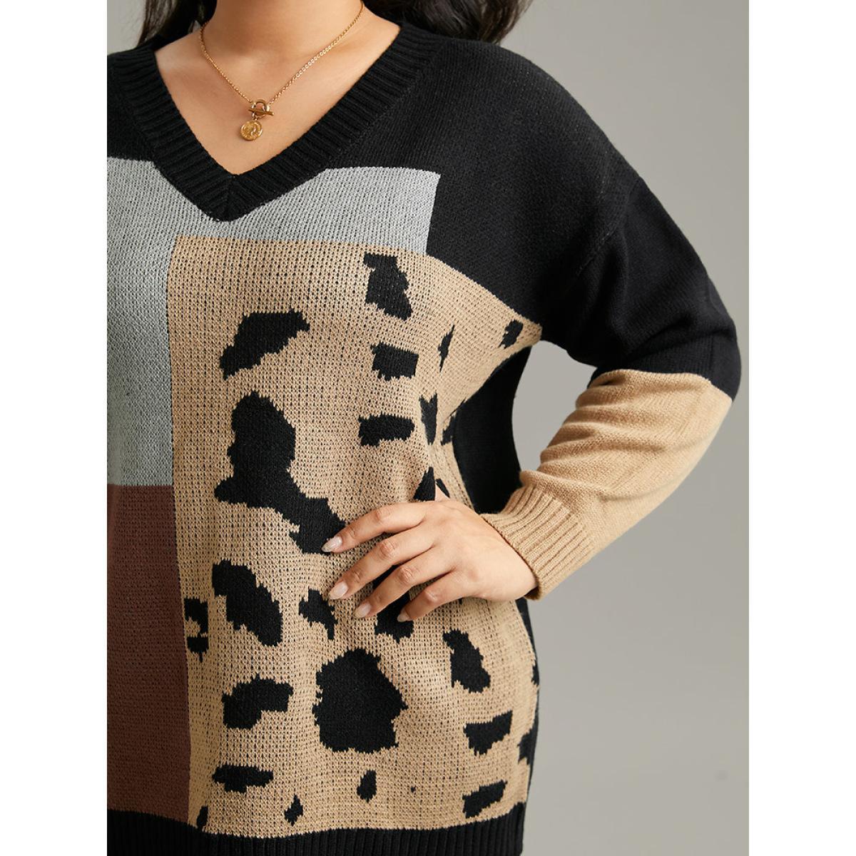 Plus Size Leopard Colorblock Contrast Pullover Black Women Casual Loose Long Sleeve V-neck Everyday Pullovers BloomChic 12/L Product Image