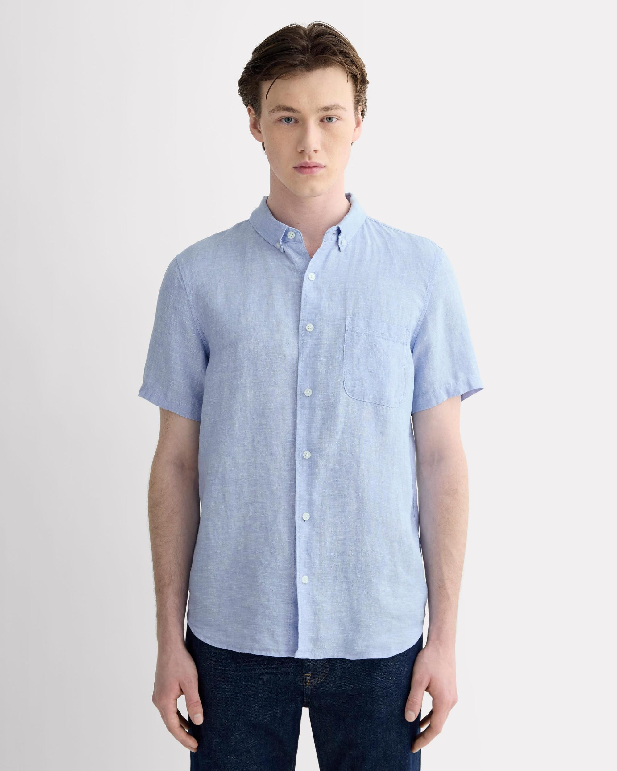 The Classic Short-Sleeve Shirt in Linen Product Image