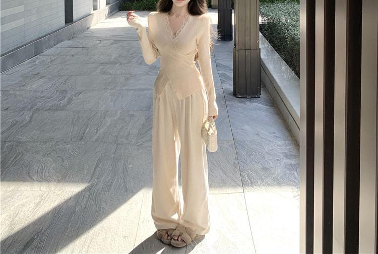 Long-Sleeve V-Neck Plain Criss Cross Lace Trim Knit Top Product Image