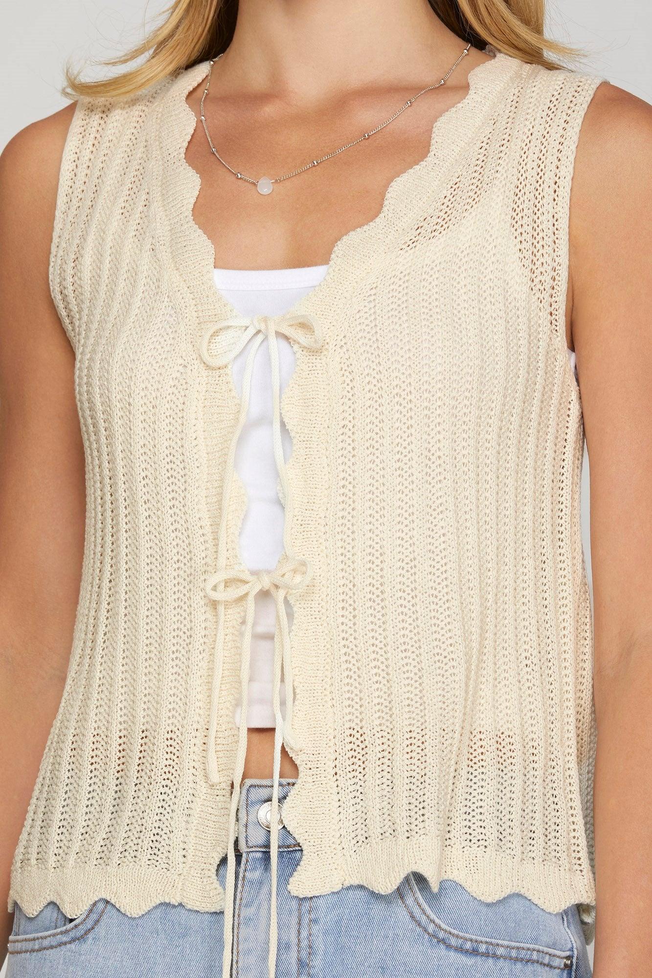 SLEEVELESS SCALLOP FRONT TIE SWEATER VEST Product Image